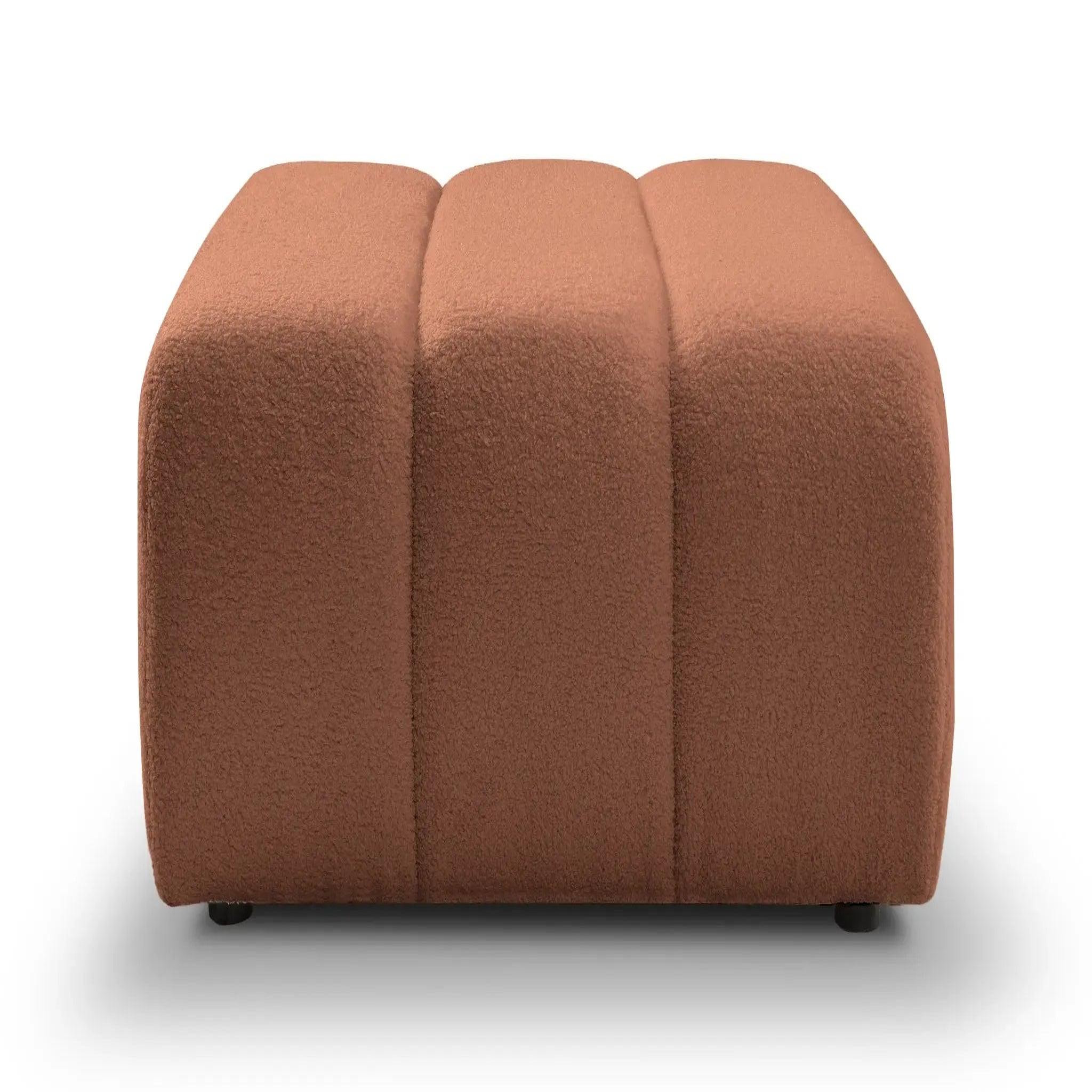 Voir la diapositive 1 : CASANOVA PARIS Celeste - pouf tissu bouclette