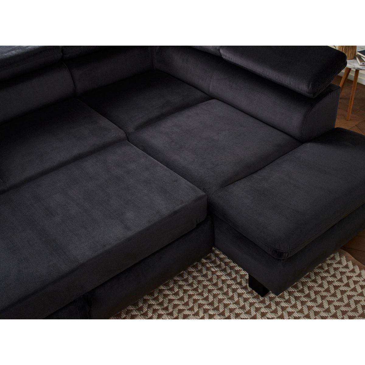 LISA DESIGN Nairobi - canapé d'angle convertible - en velours - 5 places - avec têtières - droit