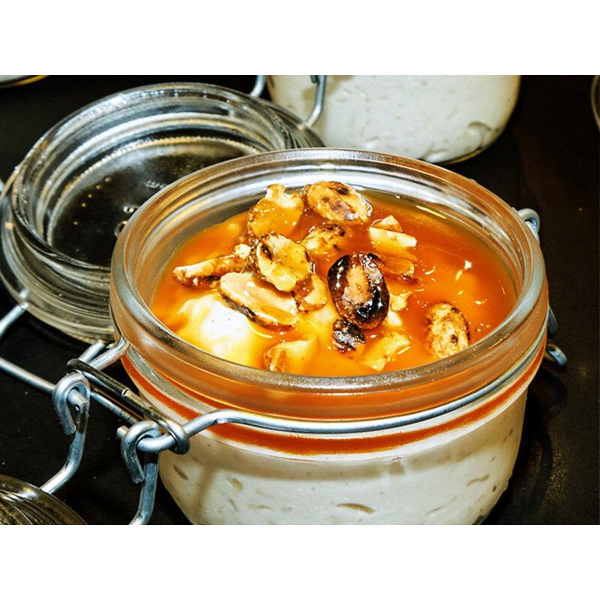 Smartbox Croisière gourmande d'1h45 sur la Seine avec dîner Menu 3 plats sur le Paris en Scène - Coffret Cadeau Gastronomie