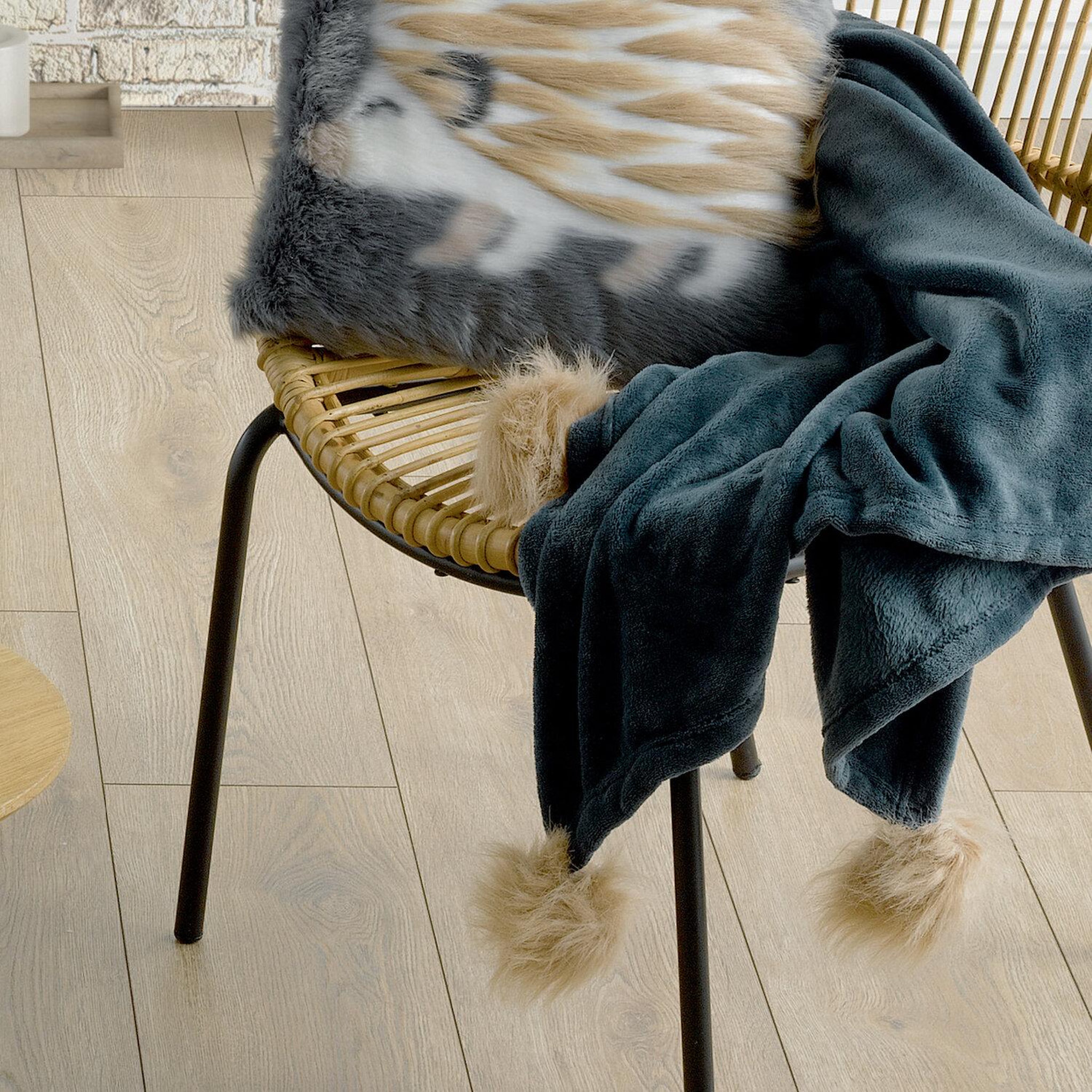 Voir la diapositive 2 : Les Ateliers du Linge Plaid 100%polyester