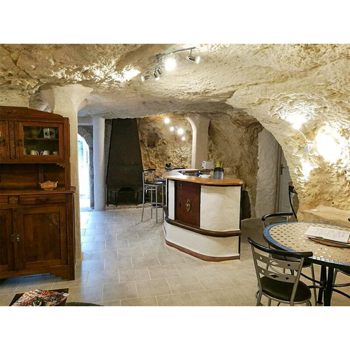 Smartbox Séjour insolite : 4 jours en chambre Troglodyte près de Blois - Coffret Cadeau Séjour