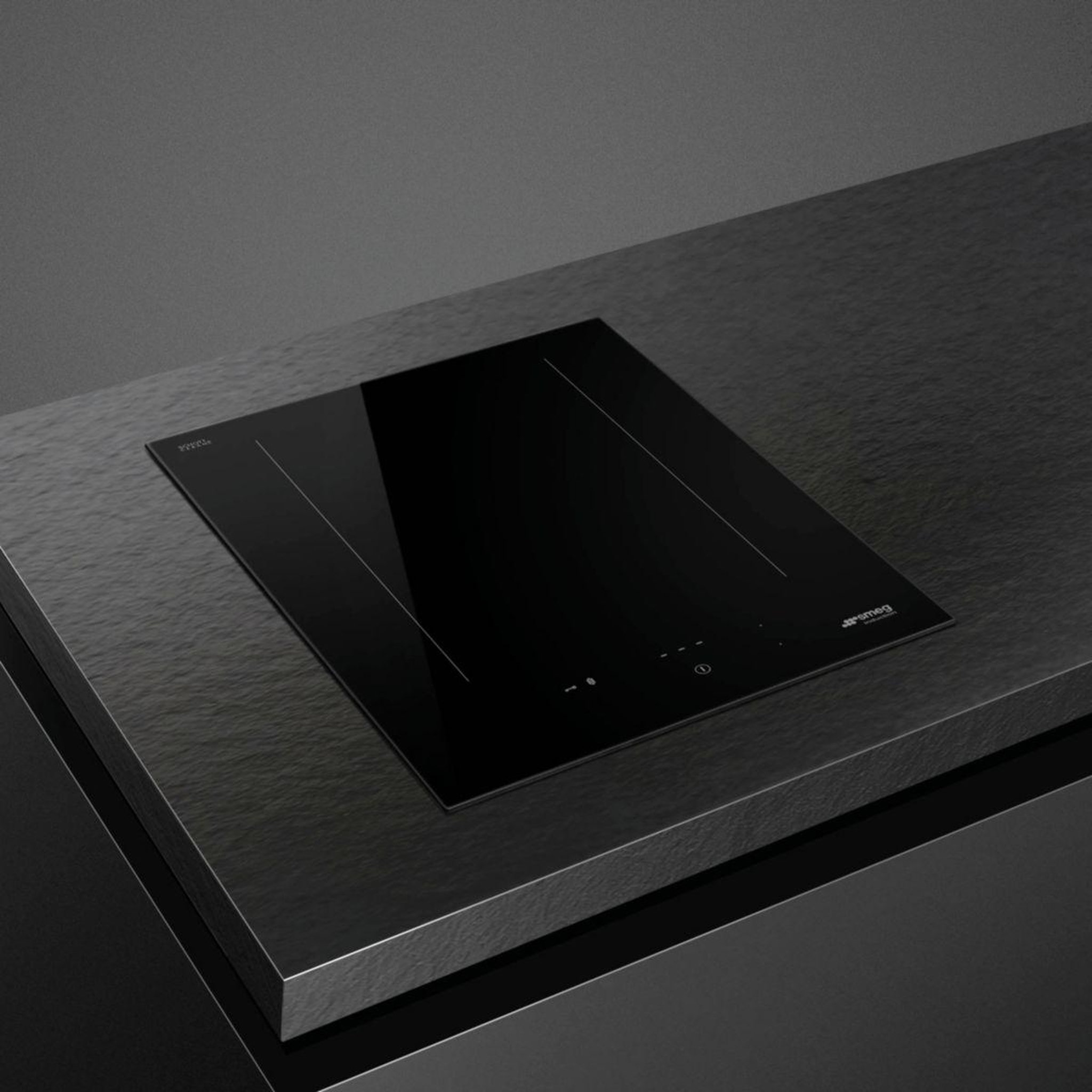 Voir la diapositive 2 : SMEG Domino induction sim3323d