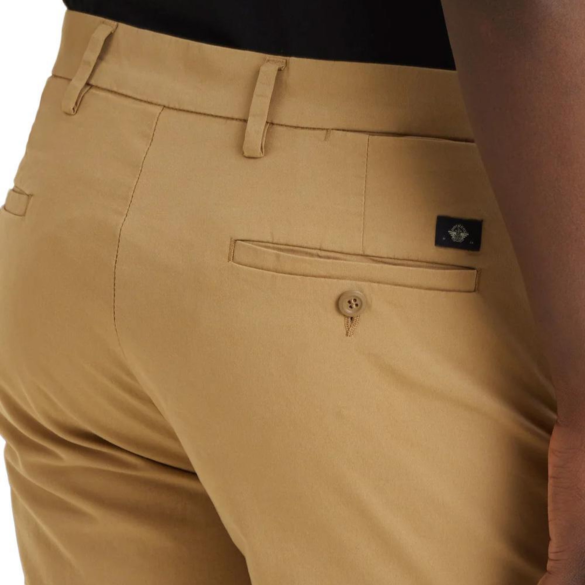 Voir la diapositive 3 : DOCKERS Short beige homme dockers modern