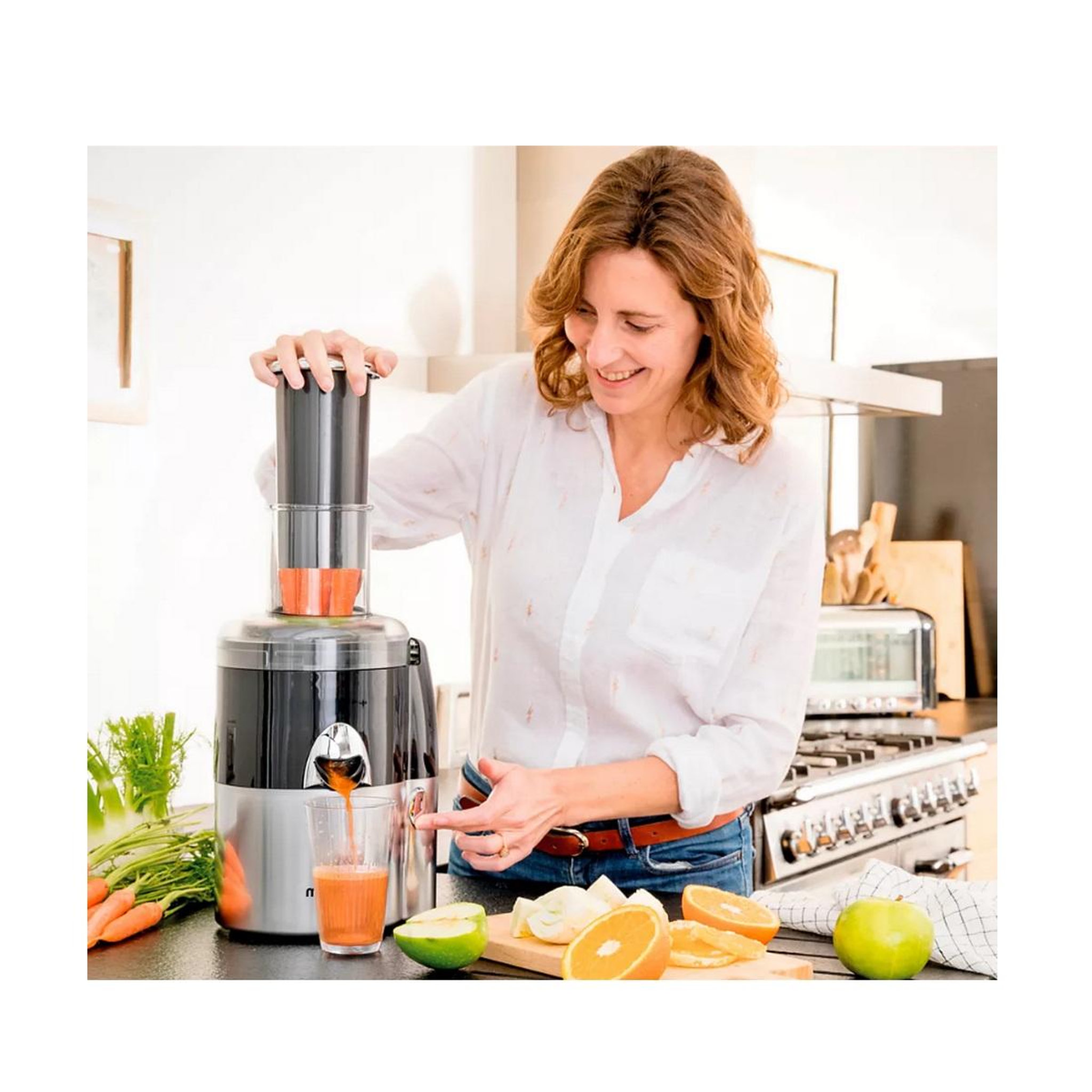 Voir la diapositive 6 : MAGIMIX Centrifugeuse 400w noir - 18081F
