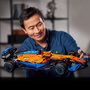 Voir la diapositive 7 : LEGO Technic 42141 La Voiture de Course McLaren Formula 1 2022 Maquette Adulte