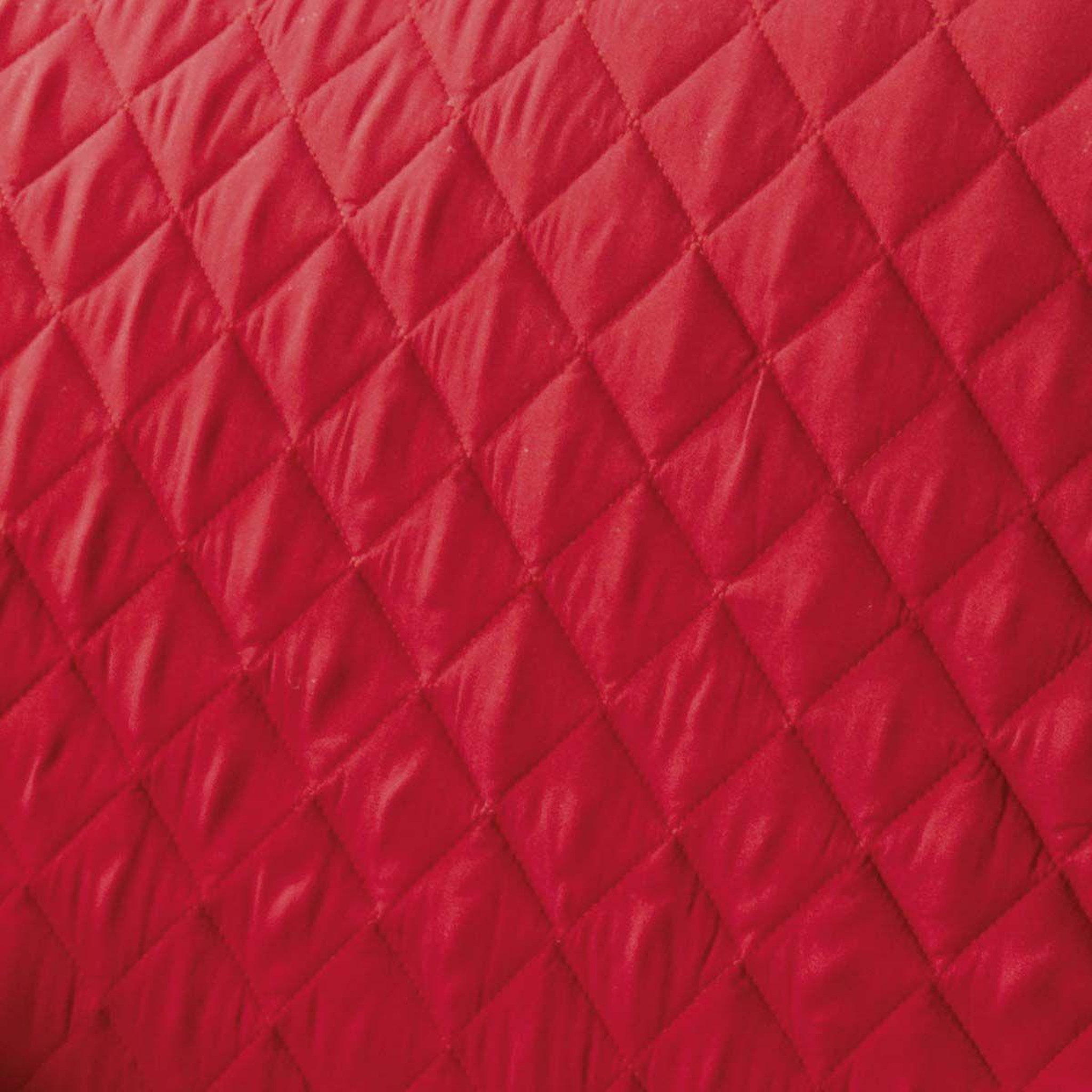 Voir la diapositive 3 : Douceur d'Intérieur Protège canapé matelassé  club  179x279cm rouge