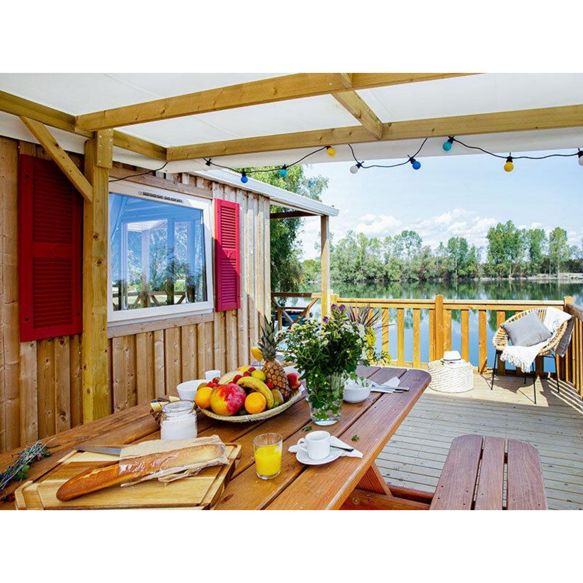 Smartbox Séjour insolite de 2 jours en lodge sur un étang près de Melun - Coffret Cadeau Séjour