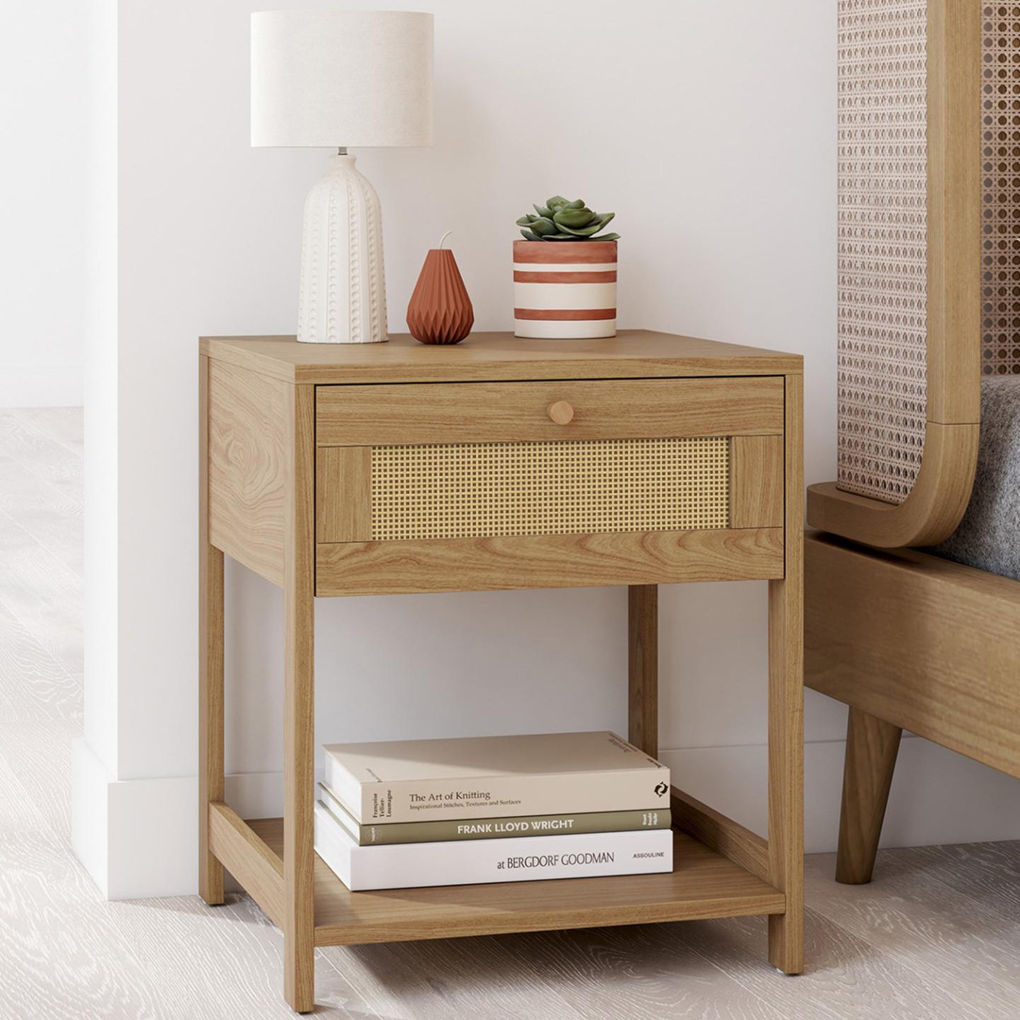 Voir la diapositive 2 : ID MARKET Lot de 2 tables de chevet hanae vintage 1 tiroir avec tablette effet naturel cannage