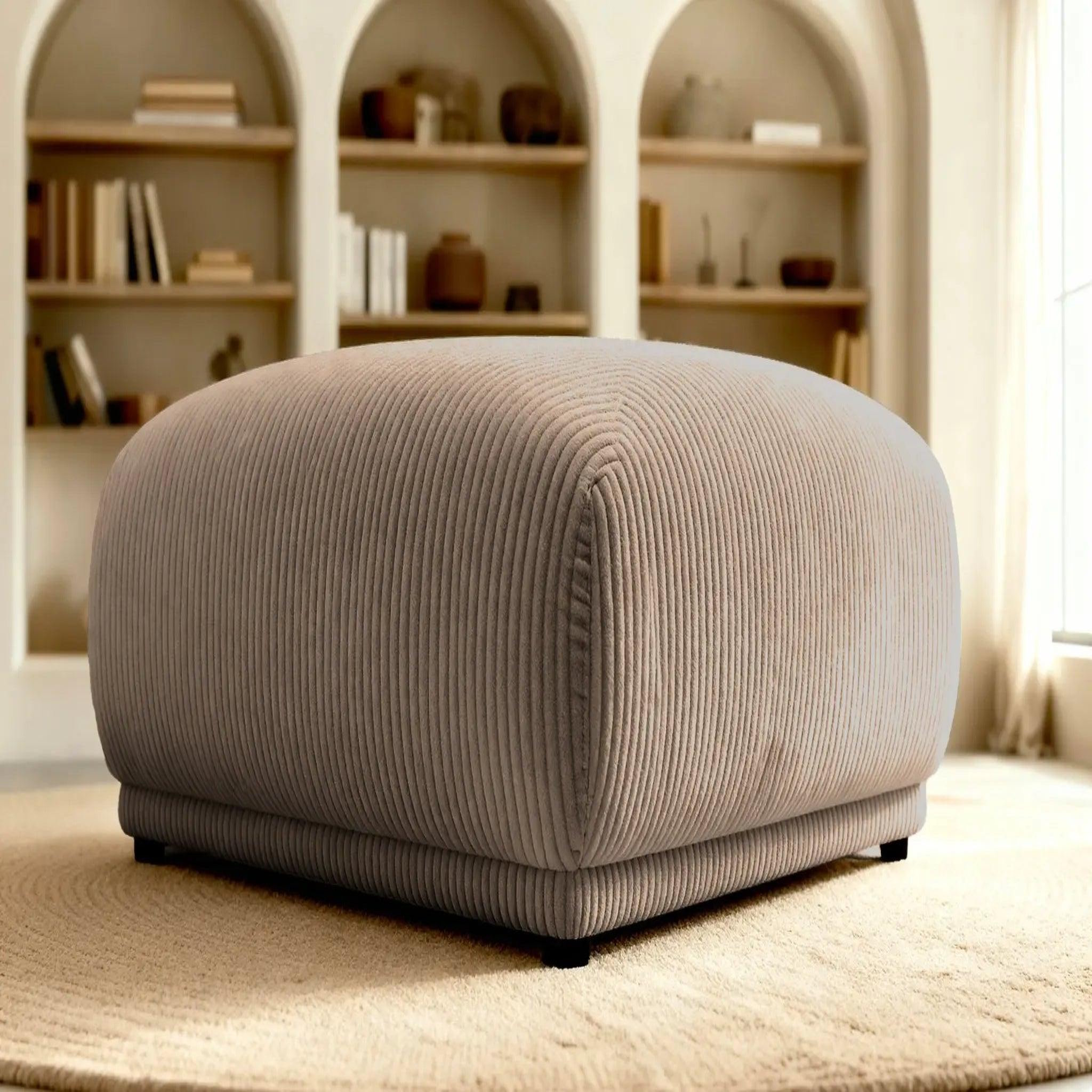Voir la diapositive 3 : CASANOVA PARIS Rosalie - pouf velours cotelé