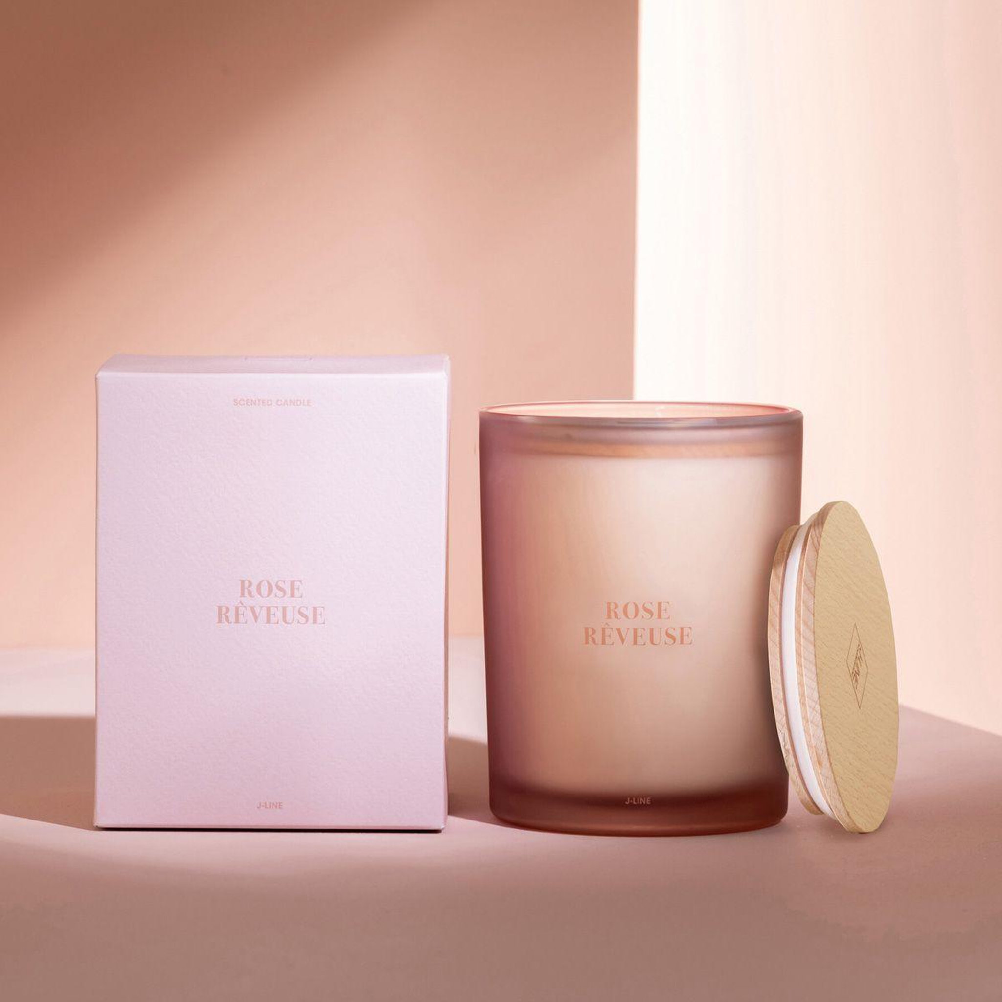 Voir la diapositive 5 : J-LINE Bougie parfumée  accords essentiels  14cm rose rêveuse