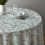 Voir la diapositive 1 : FUTURE HOME Lot nappe ronde + 4 serviettes de table déperlante feuillage 180x180cm VERA