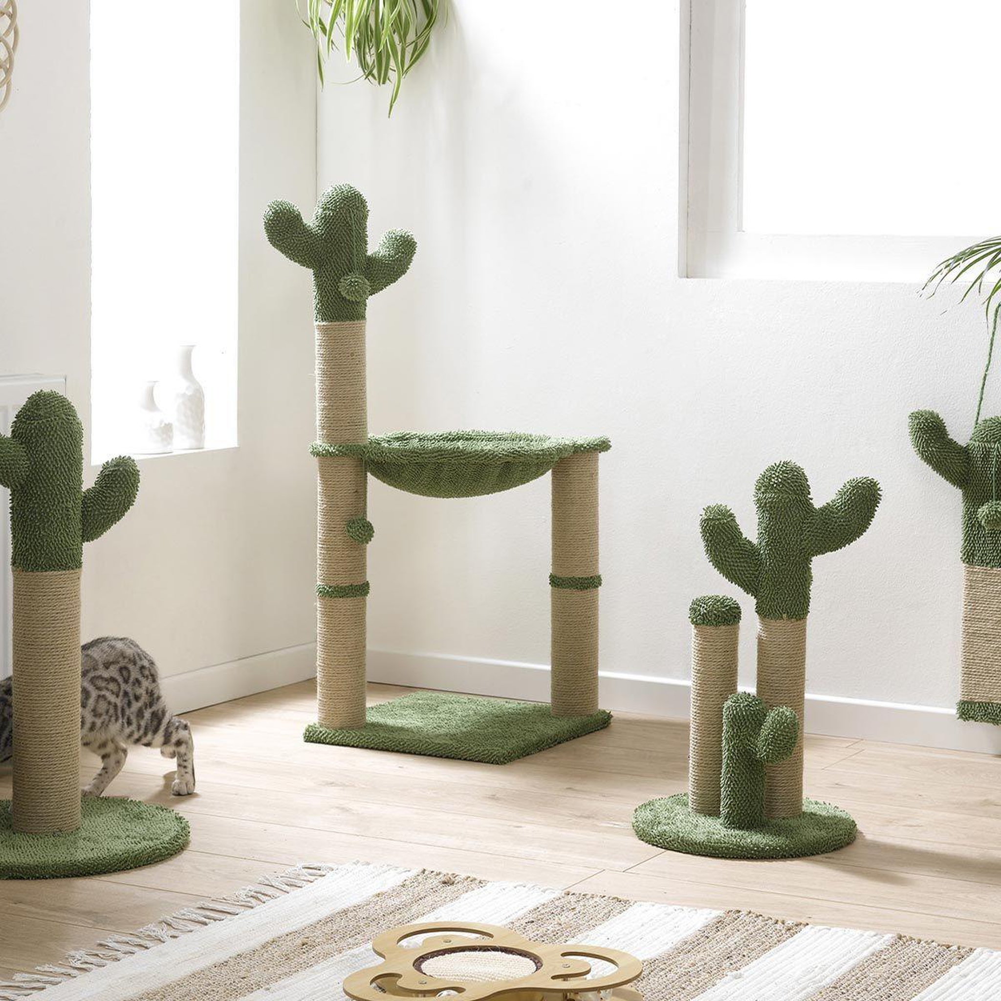 Voir la diapositive 3 : LOVE STORY Arbre à chat cactus  jouet & hamac  96cm vert