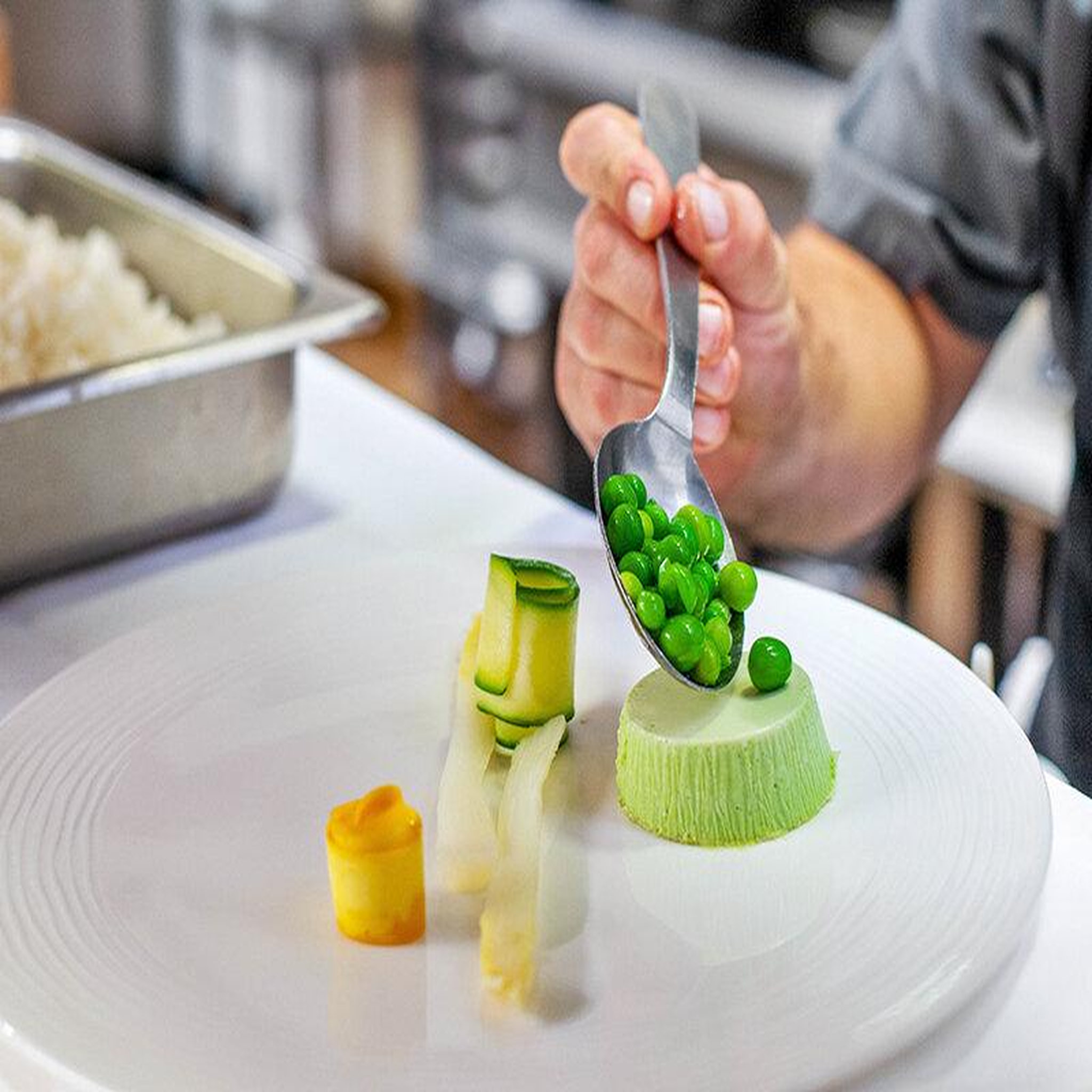 Voir la diapositive 4 : Smartbox Plaisir gourmand en duo : repas 3 plats avec apéritif et mise en bouche à caen - coffret cadeau gastronomie