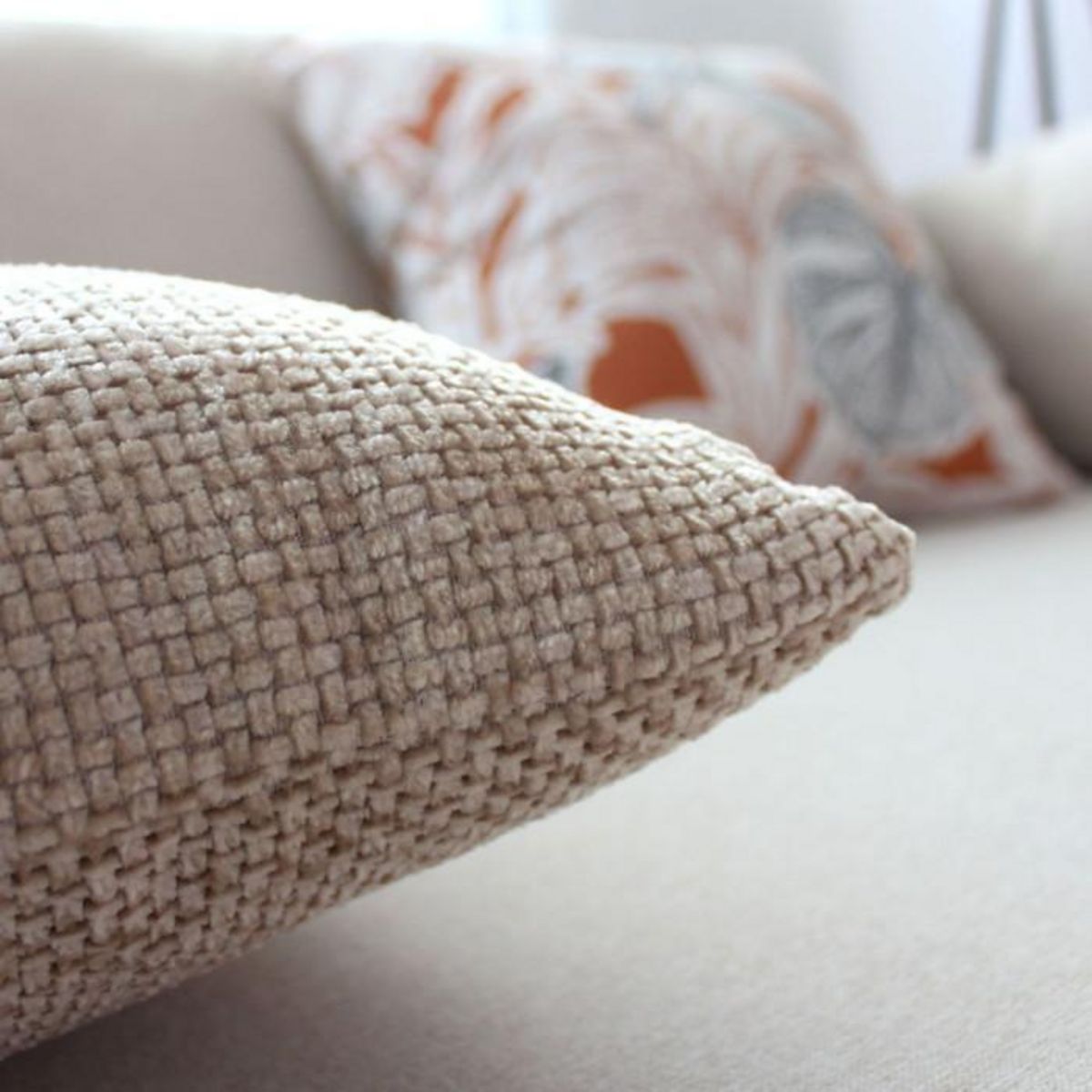 Paris Prix Coussin Déco en Velours  Chenillé  40x40cm Naturel