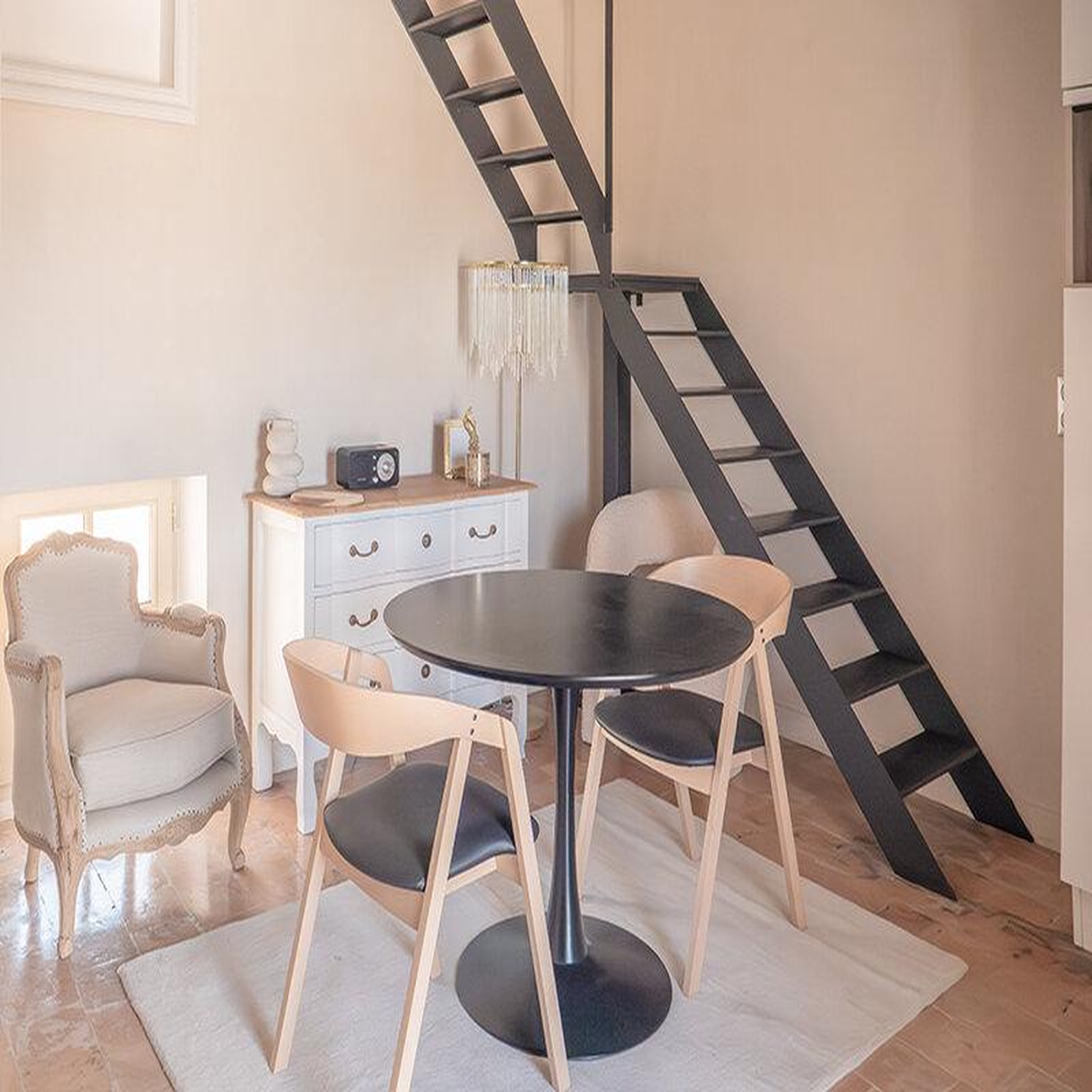 Voir la diapositive 3 : Smartbox 3 jours en gîte insolite près de Béziers - Coffret Cadeau Séjour