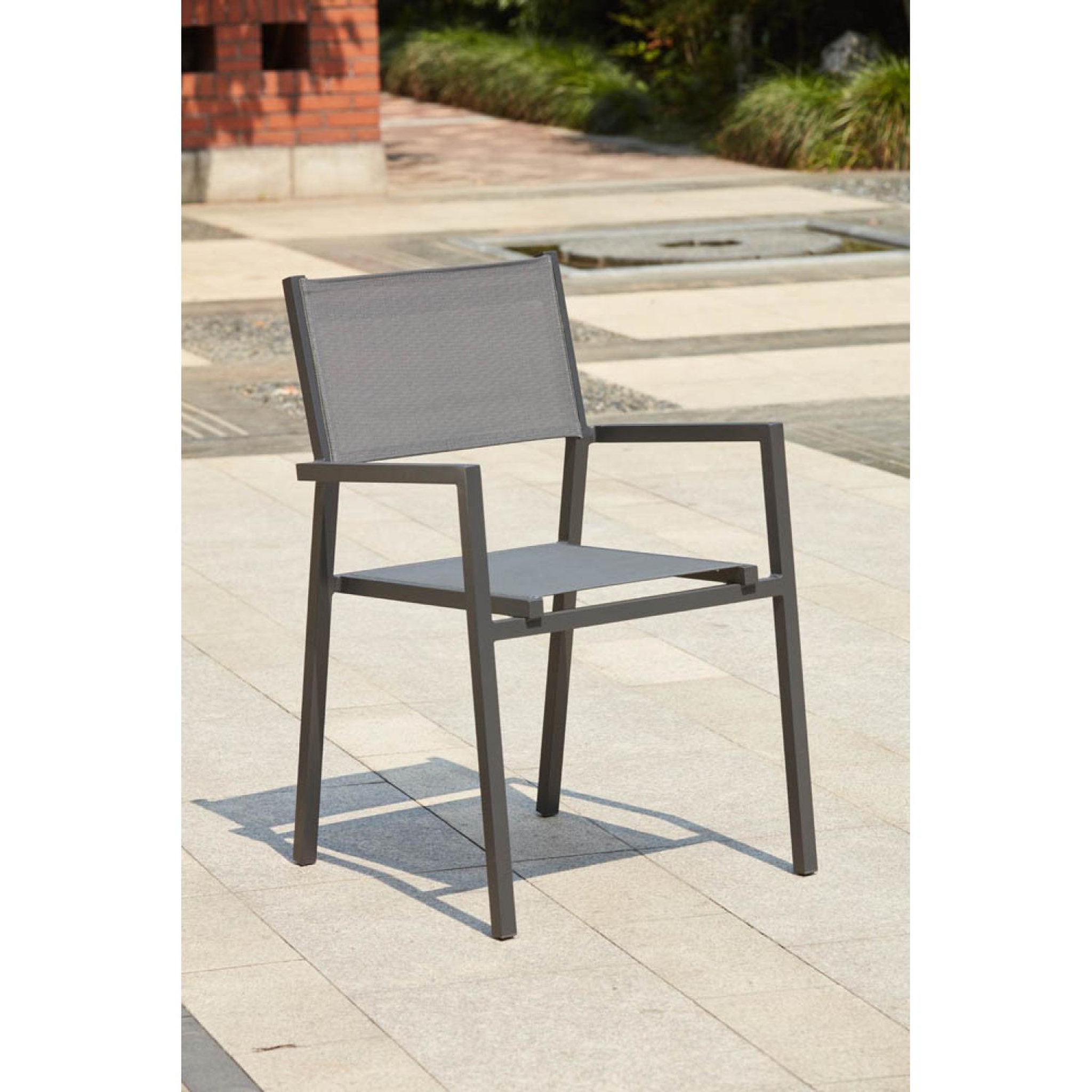 Voir la diapositive 6 : CONCEPT USINE Console extensible et 12 chaises en aluminium olhao