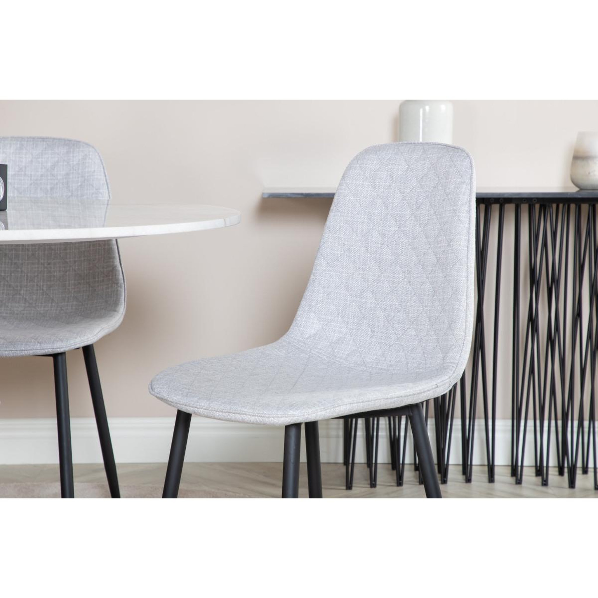 Voir la diapositive 5 : Paris Prix Ensemble table à manger & 4 chaises  estelle i & polar  106cm blanc & gris