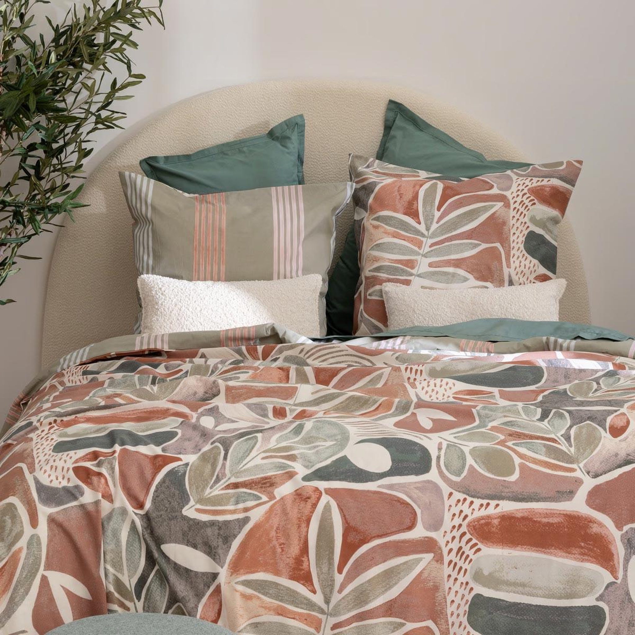 Voir la diapositive 4 : ATMOSPHERA Tête de lit en tissu bouclette  masina  163cm ivoire