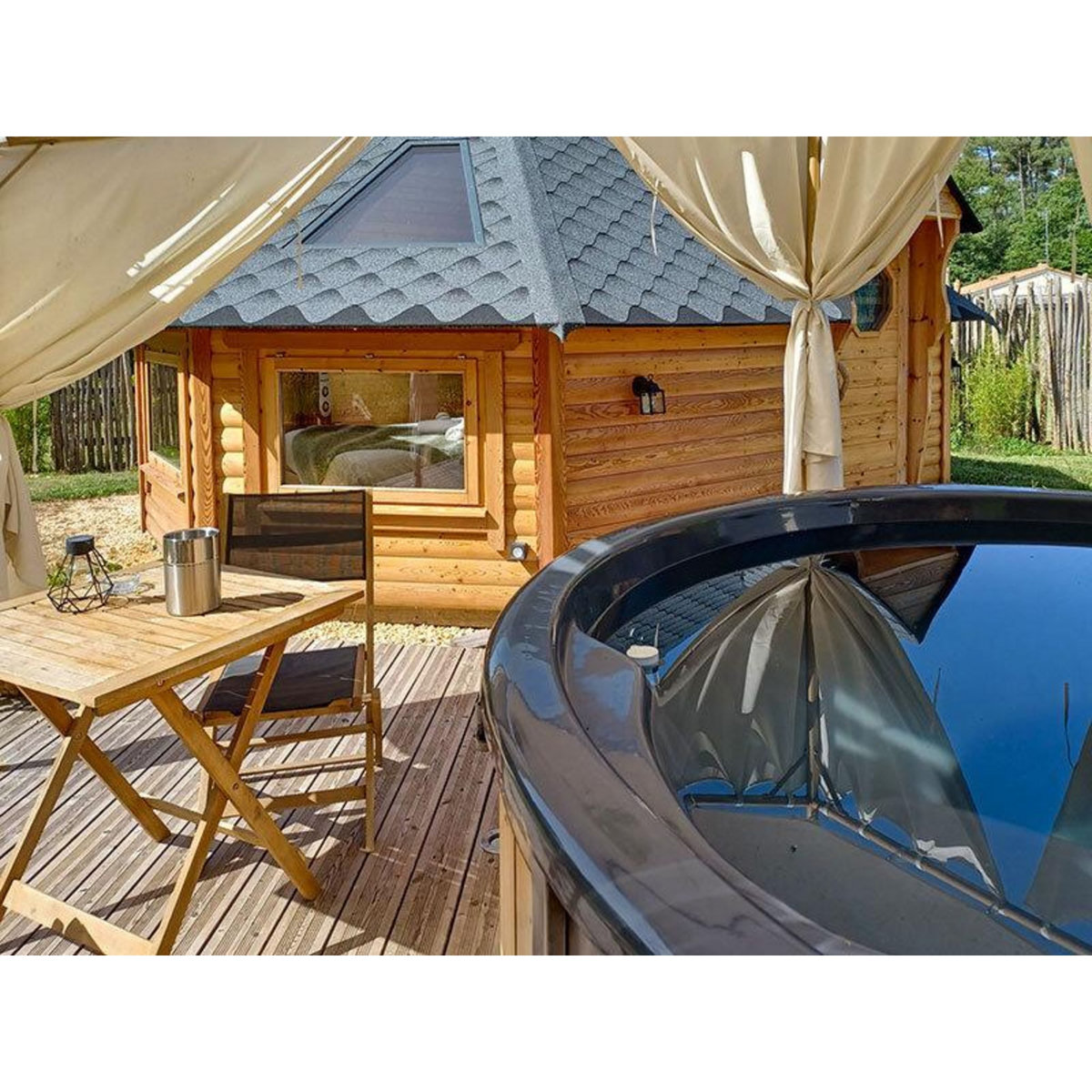 Smartbox Séjour insolite de 3 jours en cabane entre Sarlat et Bergerac - Coffret Cadeau Séjour