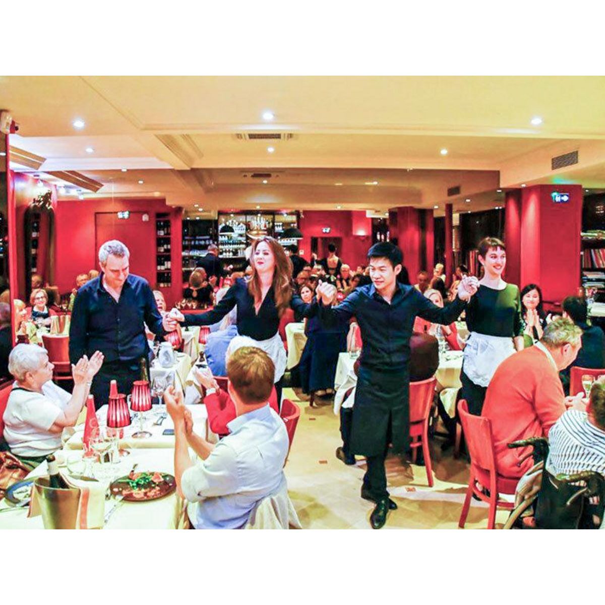 Smartbox Dîner-spectacle opéra avec coupe de champagne à Paris - Coffret Cadeau Gastronomie