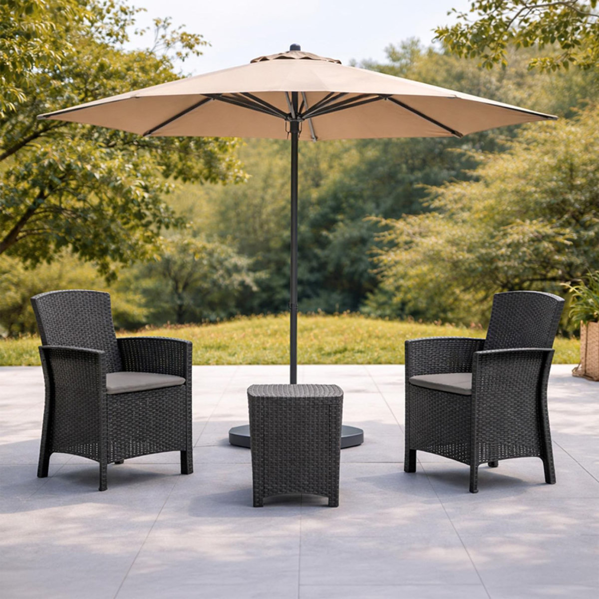 CONCEPT USINE Ensemble de jardin 2 fauteuils gris anthracite avec table basse ADANA