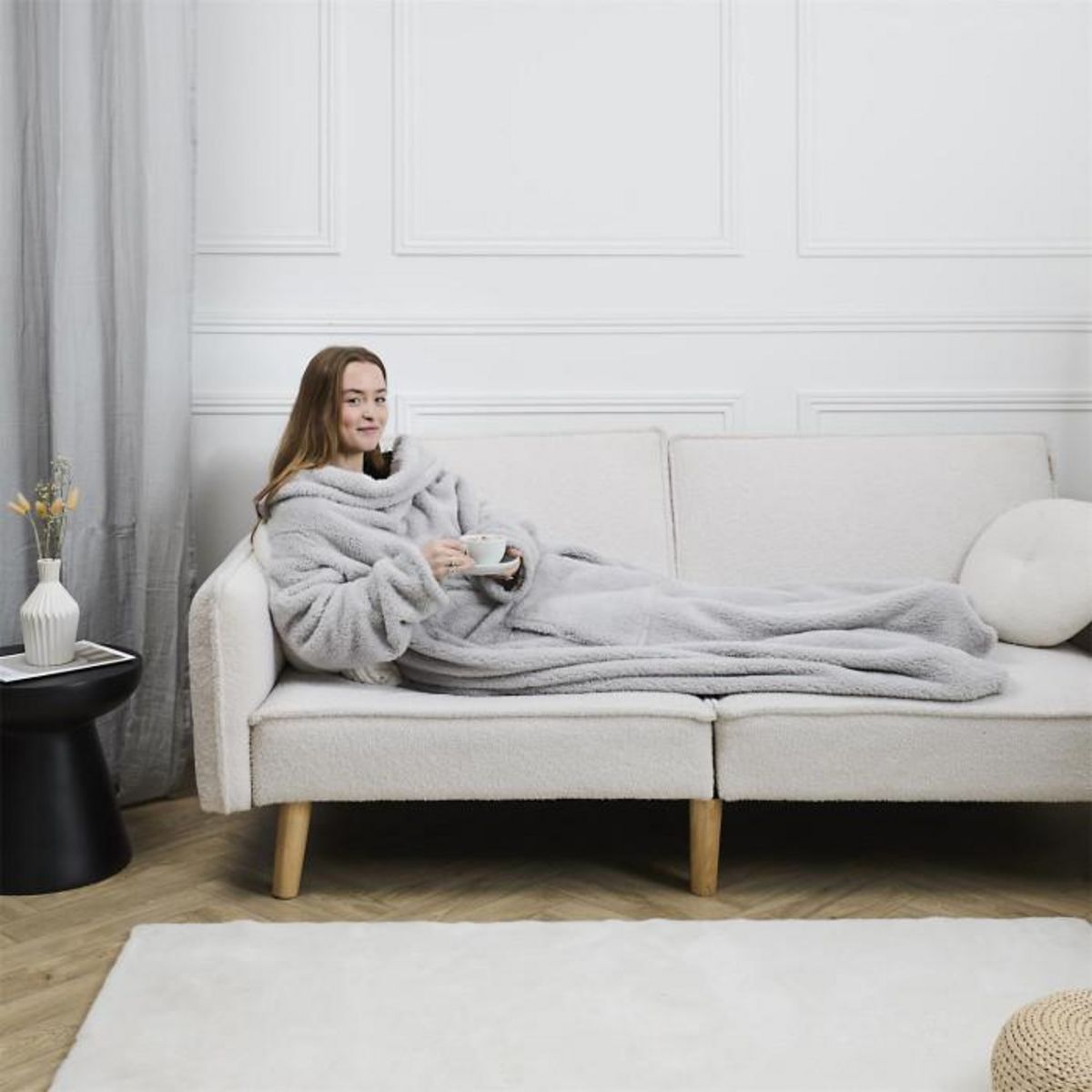 Paris Prix Plaid à Manches Longues  Ultradoux  140x175cm Gris Clair