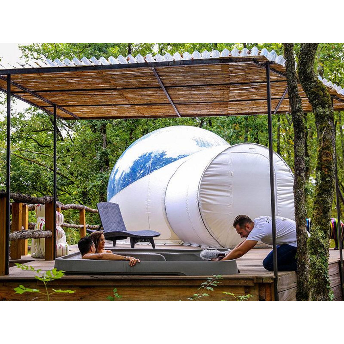 Smartbox Séjour insolite en bulle avec bain bouillonnant au cœur des vignobles de Gaillac - Coffret Cadeau Séjour