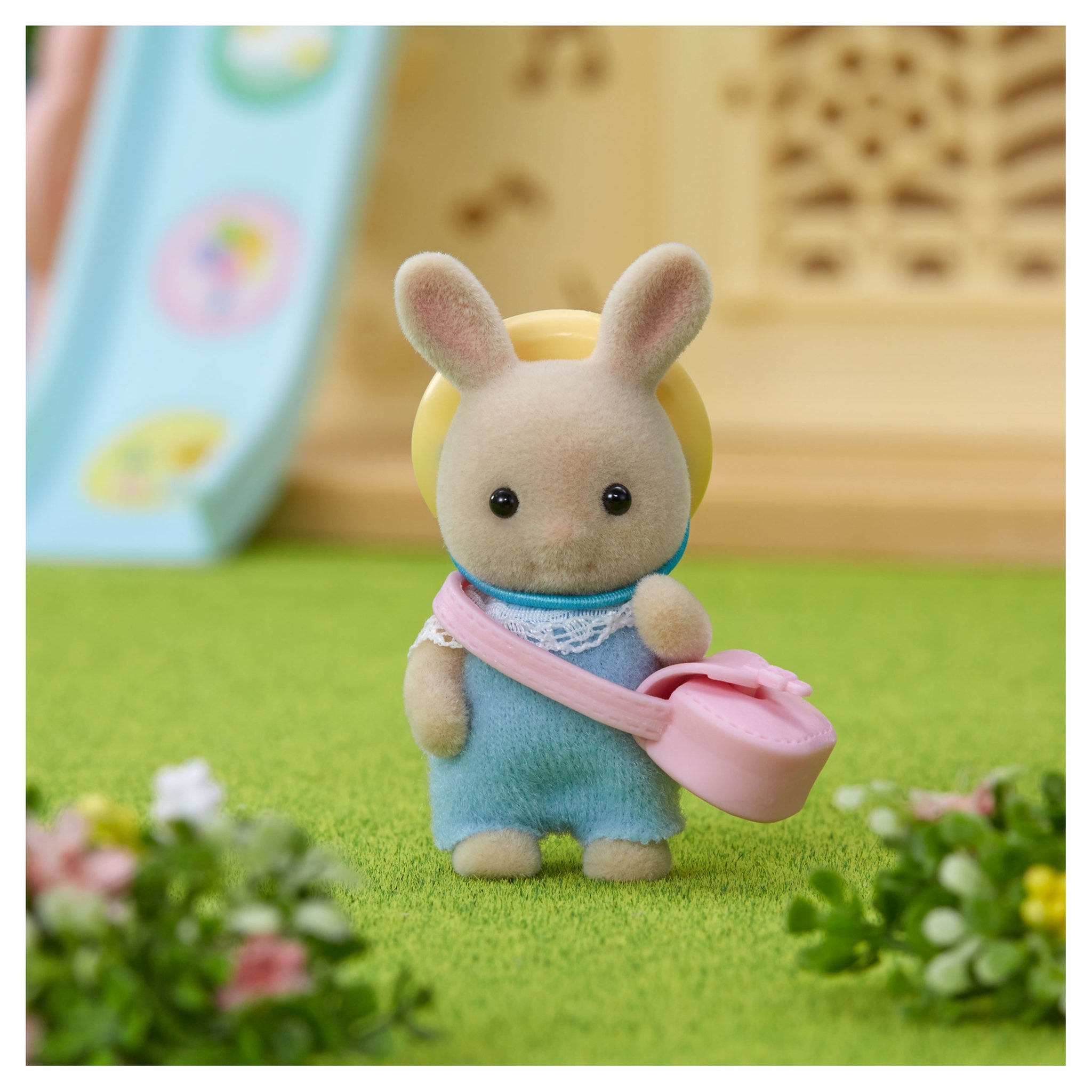 Voir la diapositive 2 : Epoch d'Enfance Le bébé lapin crème Sylvanian Families