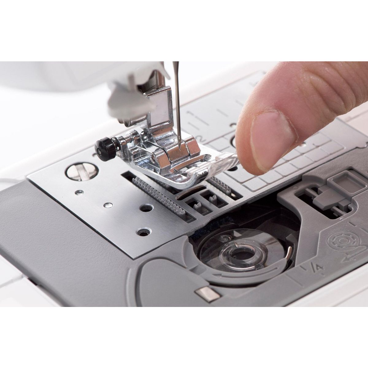 Brother Machine à coudre électronique Brother CX70 PES ( Patchwork Edition ) 70 programmes de couture