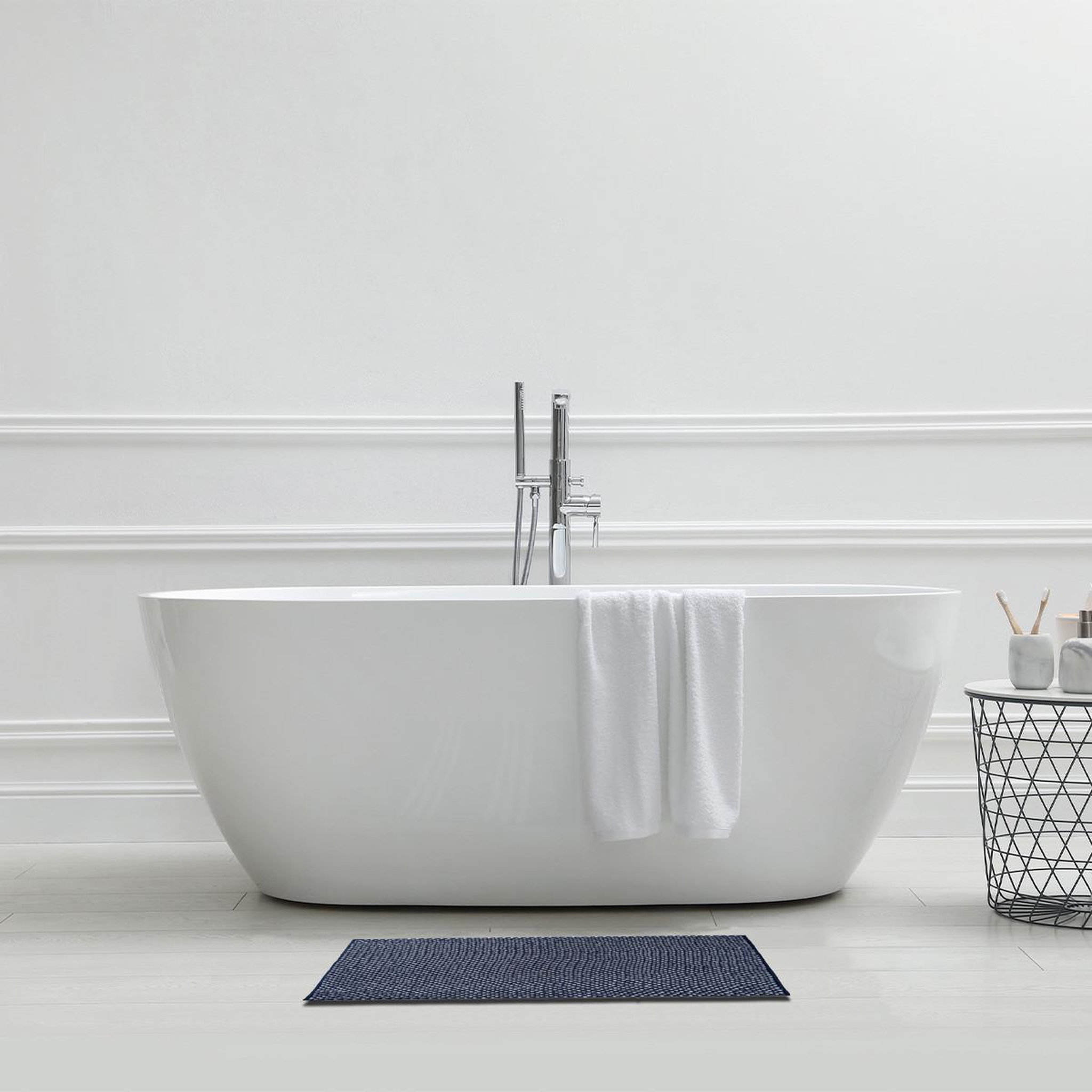 Voir la diapositive 2 : GUY LEVASSEUR Tapis de bain déco bouclette bicolore 50x80cm