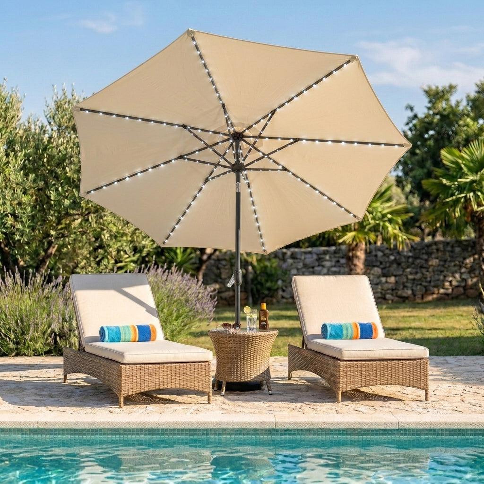 Voir la diapositive 4 : Monster Parasol Inclinable à LED 2,7 m & Socle en Béton