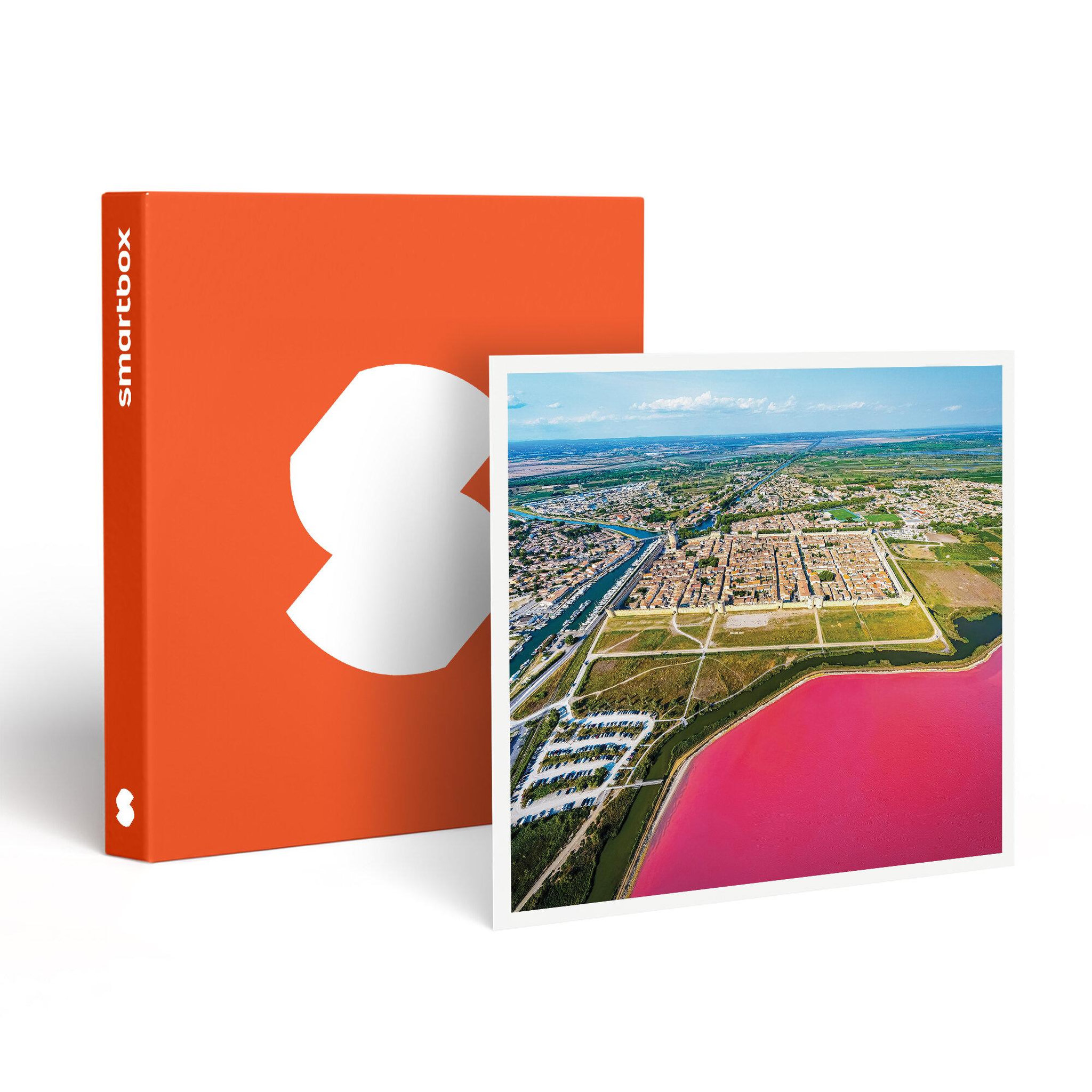 Smartbox Vol en hélicoptère de 15 min pour 2 au-dessus d'Aigues-Mortes - Coffret Cadeau Sport & Aventure
