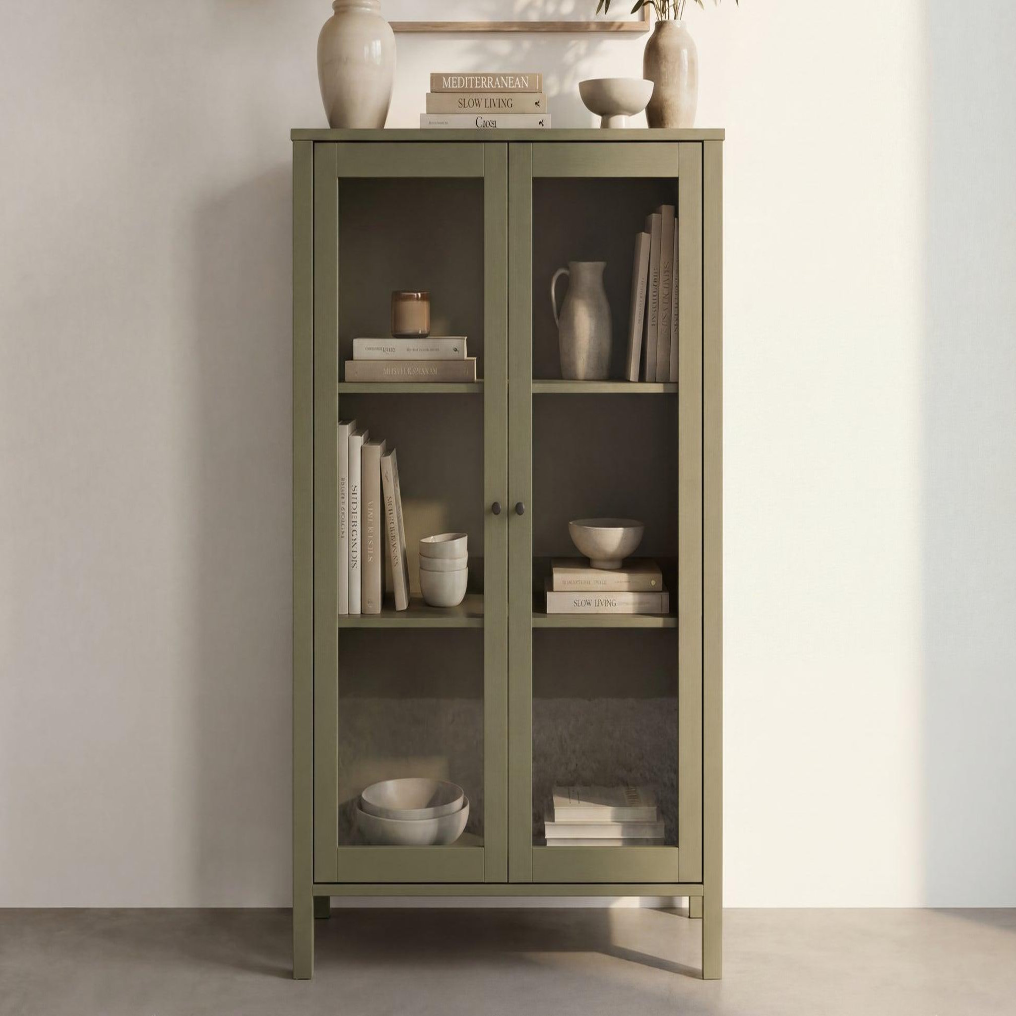 Voir la diapositive 3 : CASANOVA PARIS Eve - commode 2 tiroirs en pin vert