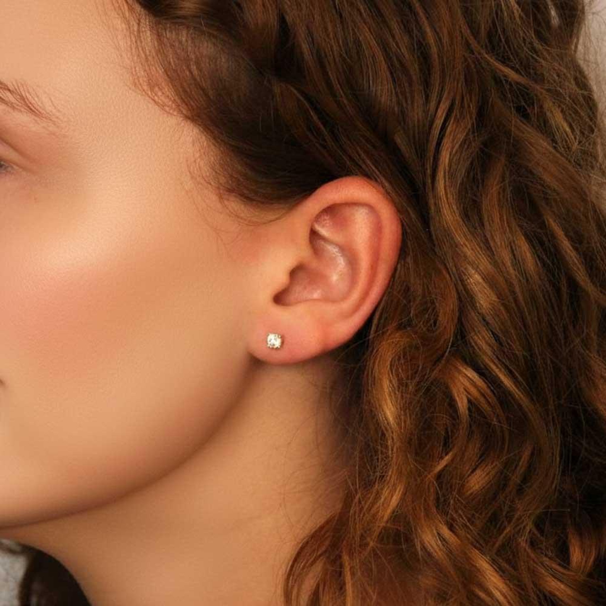 Voir la diapositive 2 : L'ATELIER D'AZUR Boucles d'Oreilles Or Jaune et Zirconiums Rond
