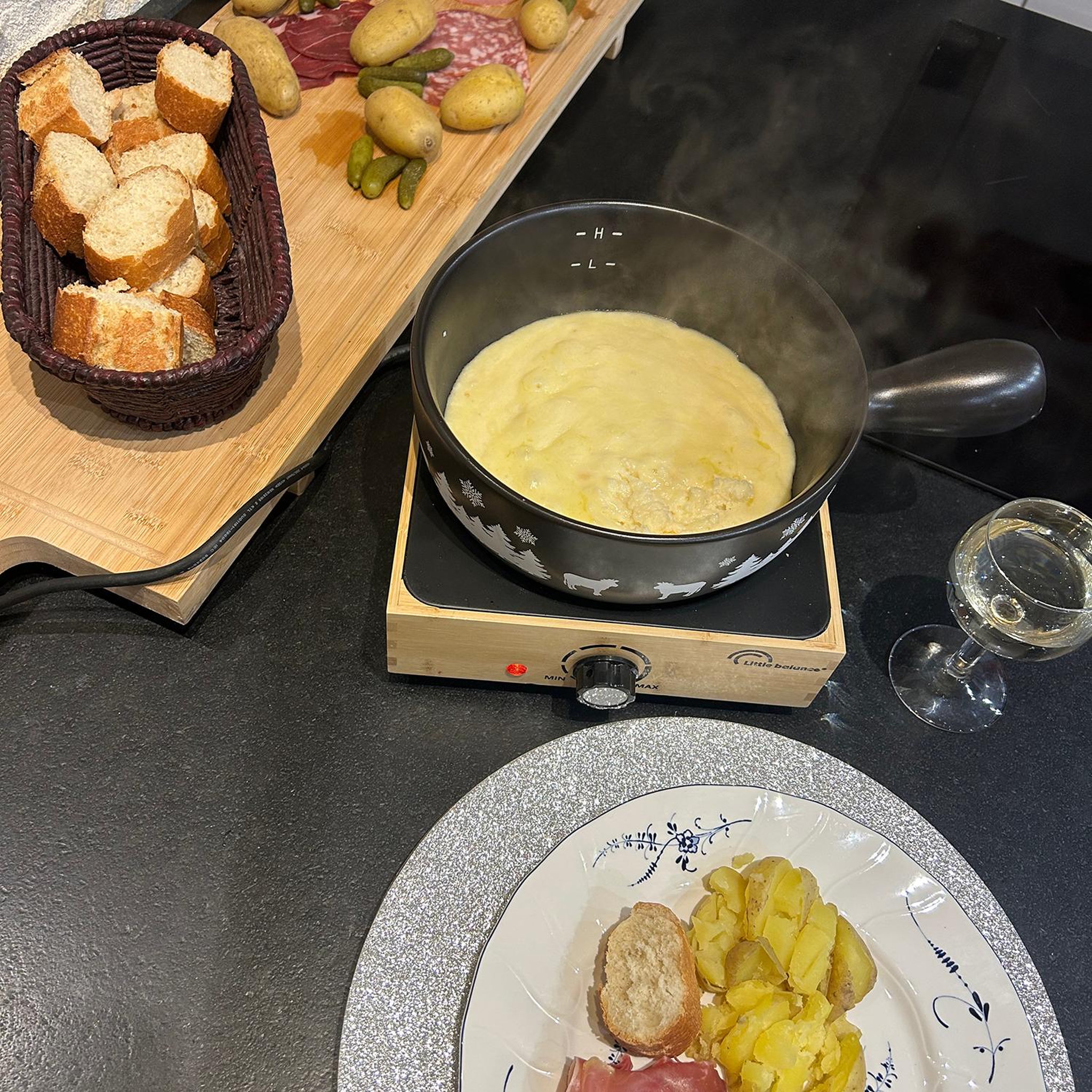 Voir la diapositive 5 : LITTLE BALANCE Service à fondue 8 personnes bois - 8966