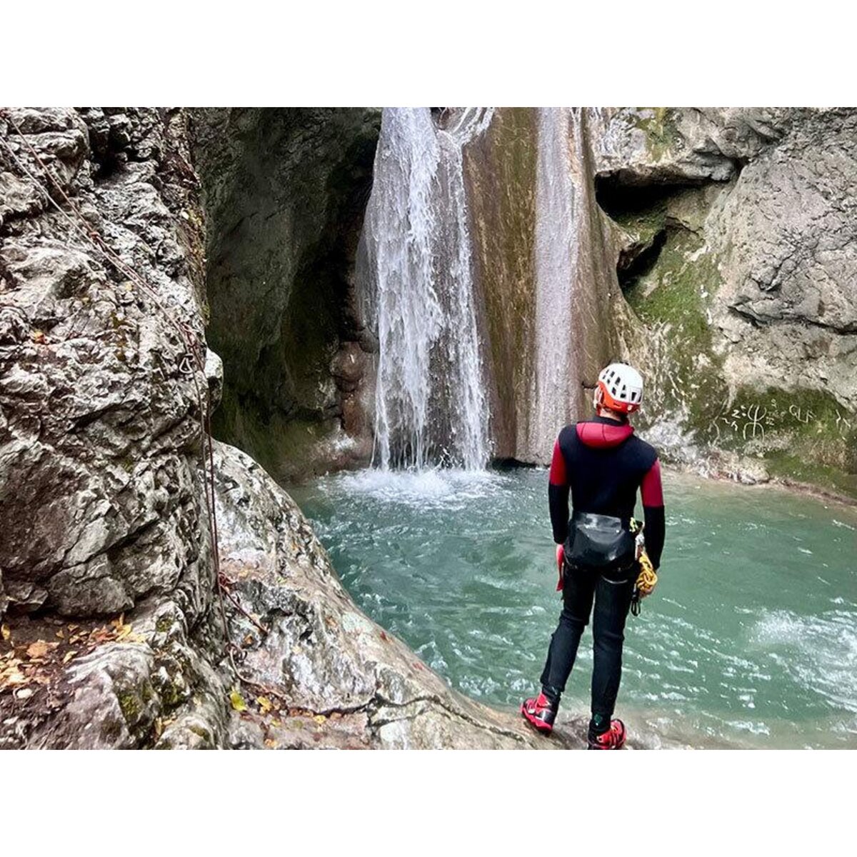 Smartbox 2h30 de canyoning au canyon du Ternèze près de Grenoble pour 2 personnes - Coffret Cadeau Sport & Aventure