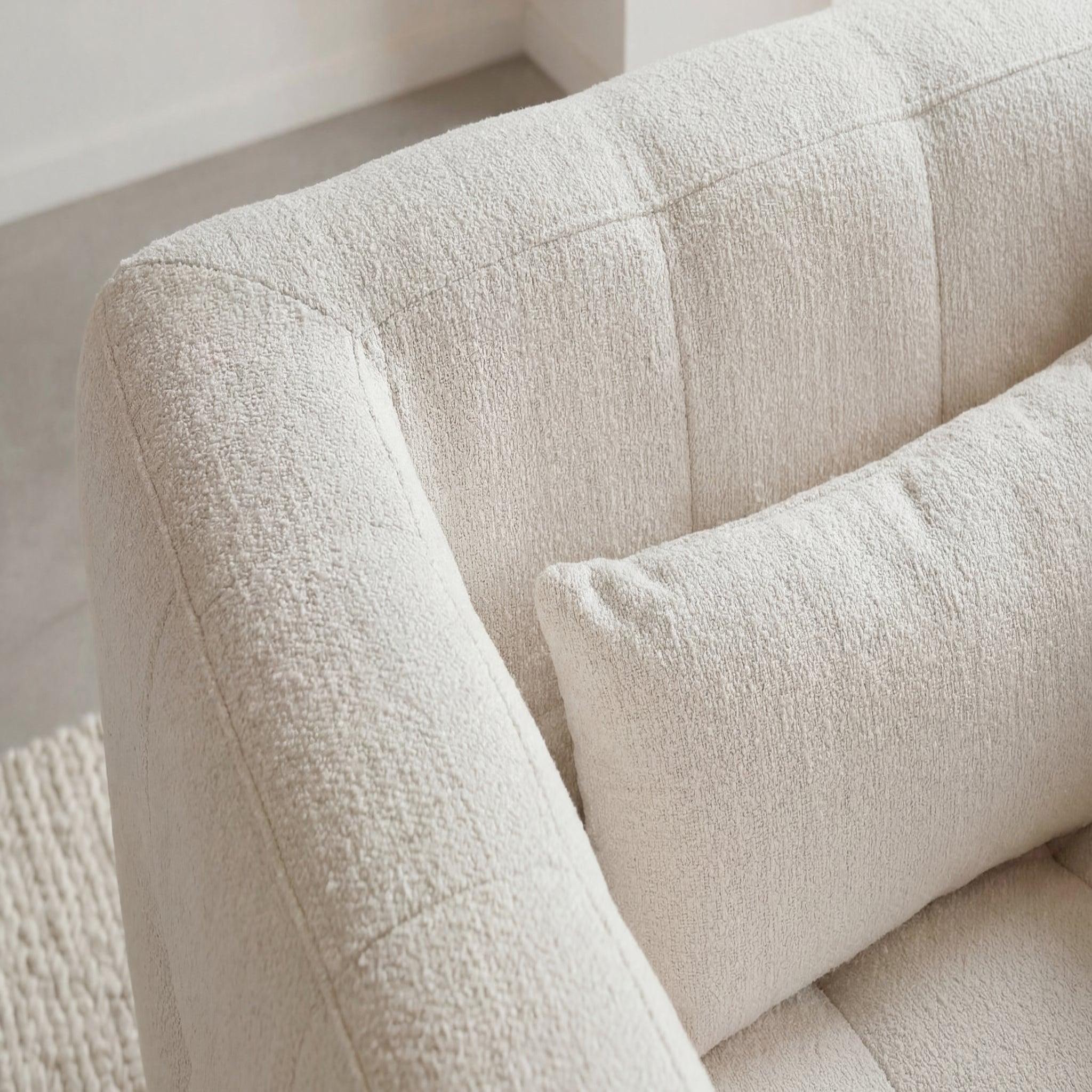Voir la diapositive 4 : CASANOVA PARIS Arlette - fauteuil en tissu chenille