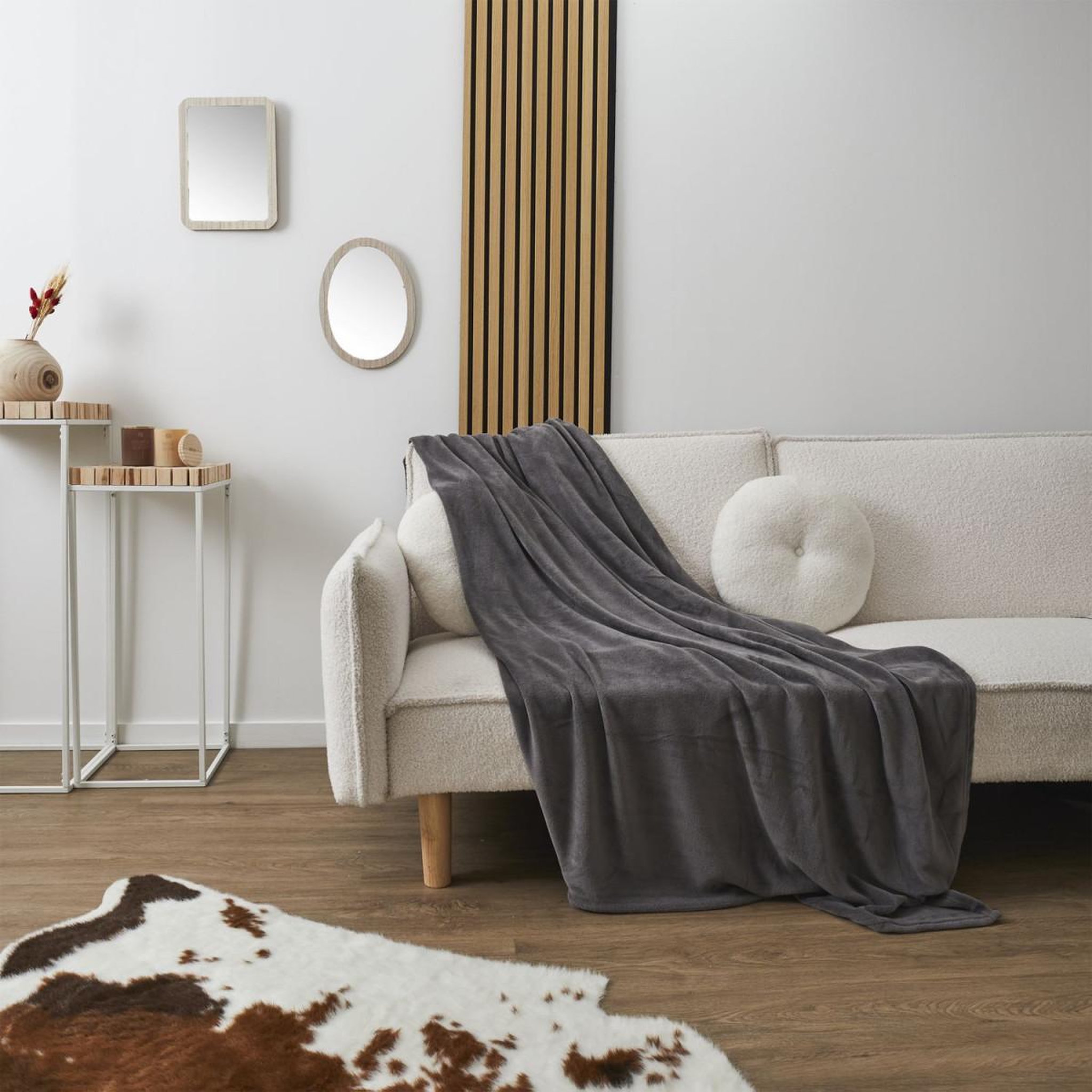 Voir la diapositive 2 : The Home Deco Factory Plaid microfibre  roméo  150x200cm gris foncé