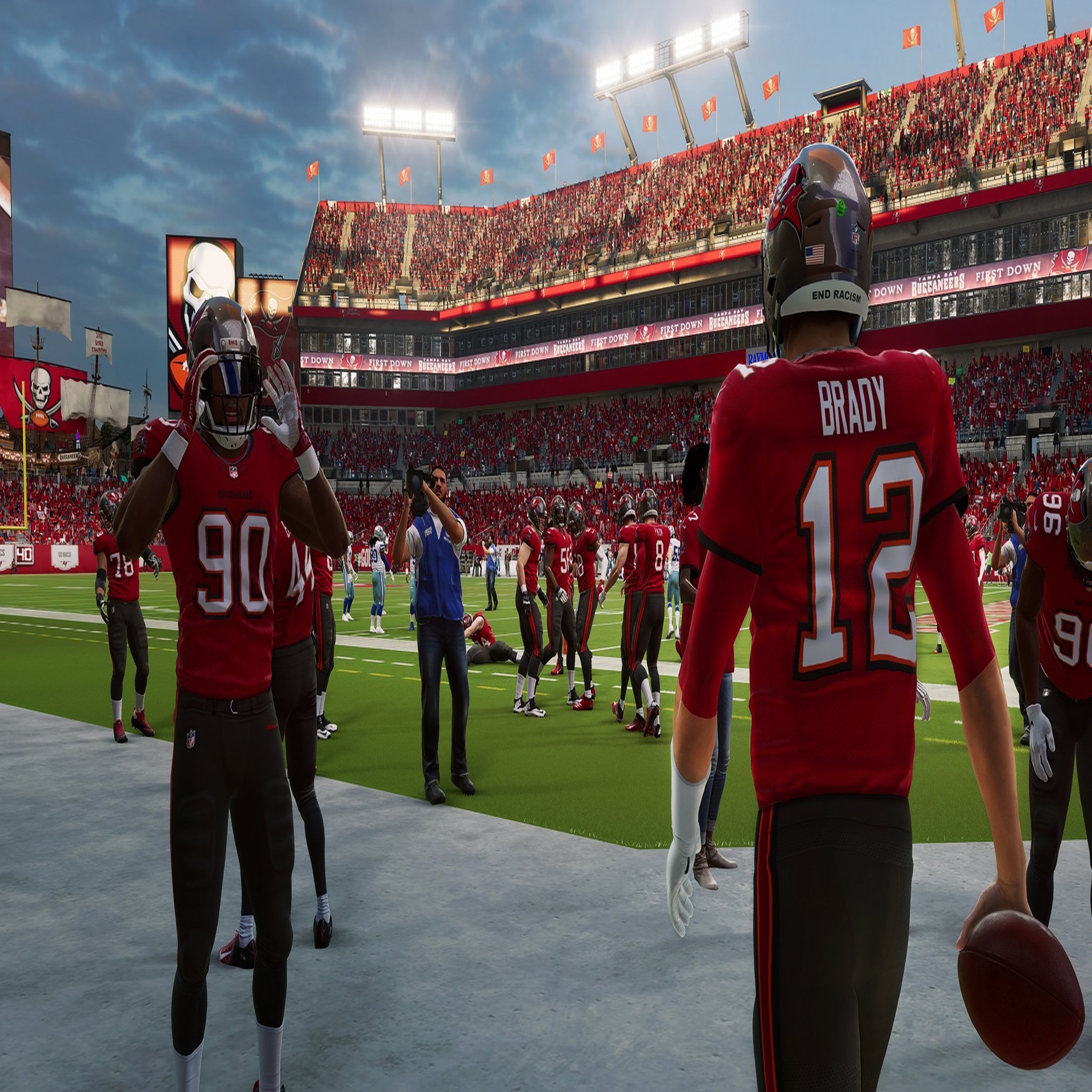 Voir la diapositive 2 : Madden 22 PS4