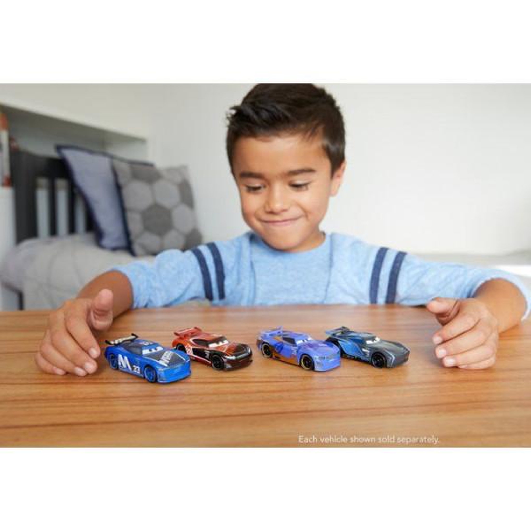 Voir la diapositive 2 : MATTEL Jouet - MATTEL - Véhicule Cars 3 - Échelle 1/55 - Mixte - a partir de 4 ans