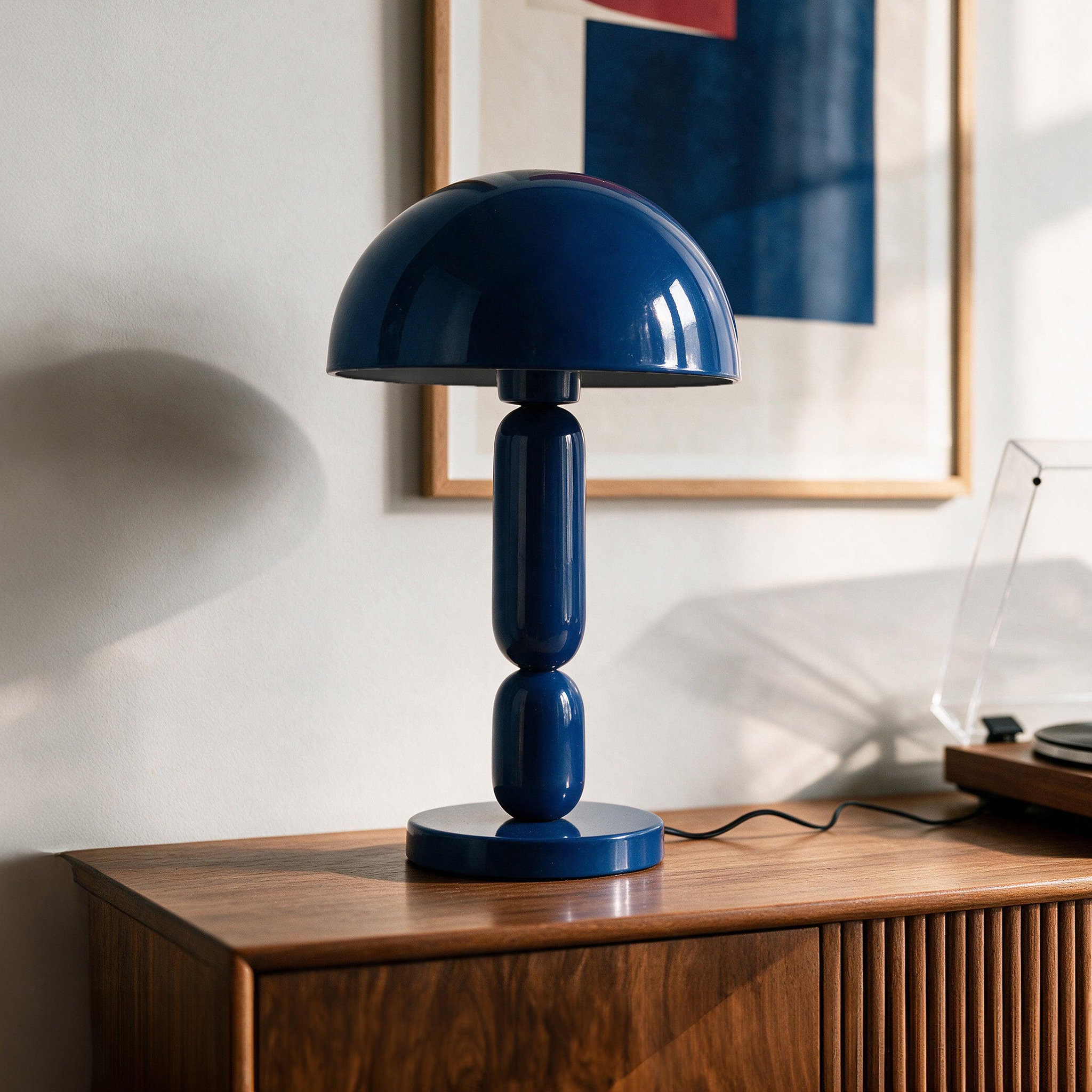 Voir la diapositive 2 : MAISON PAVANE Lampe en bois et métal bleu foncé-romy