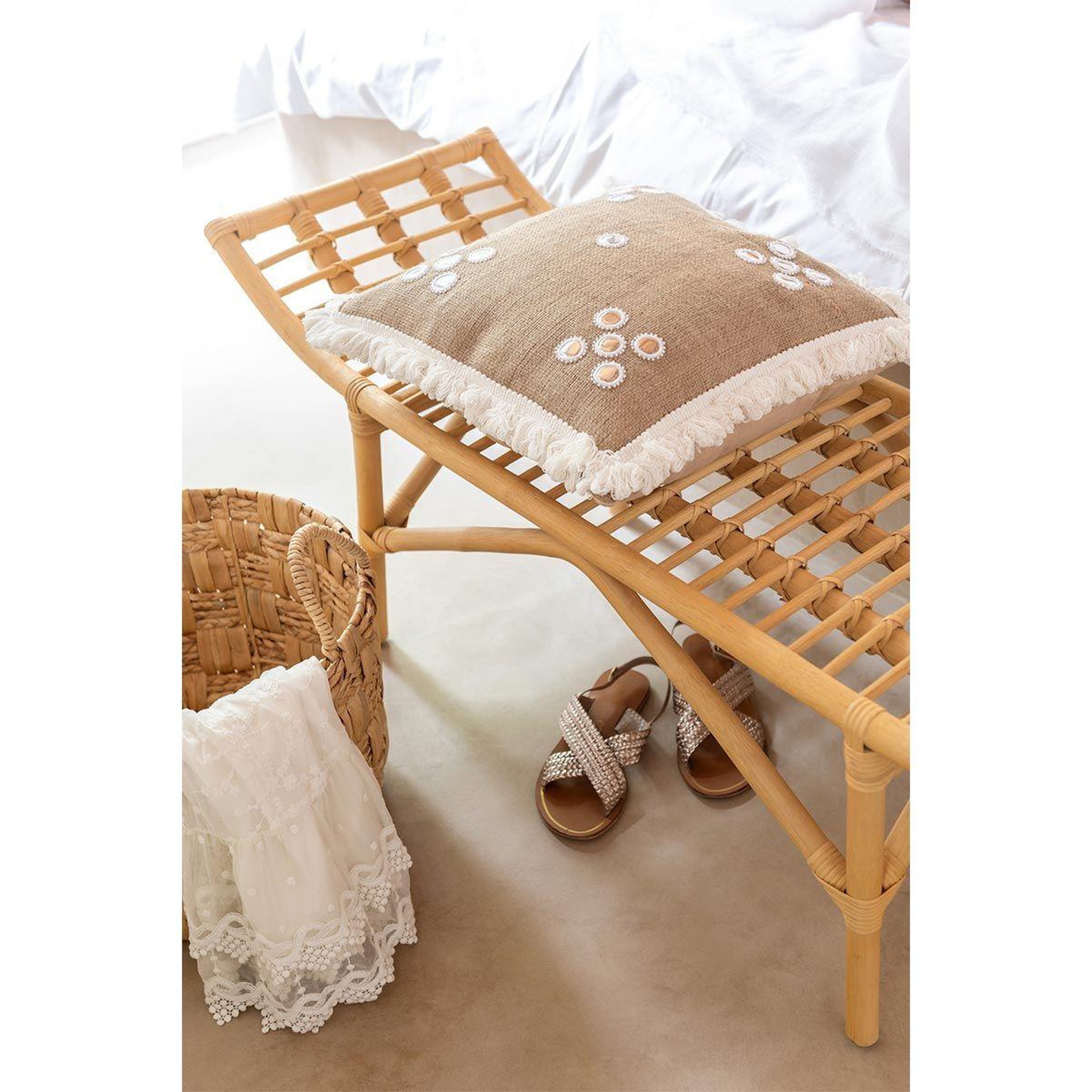 Voir la diapositive 6 : J-LINE Banc design  ana rotin  120cm naturel
