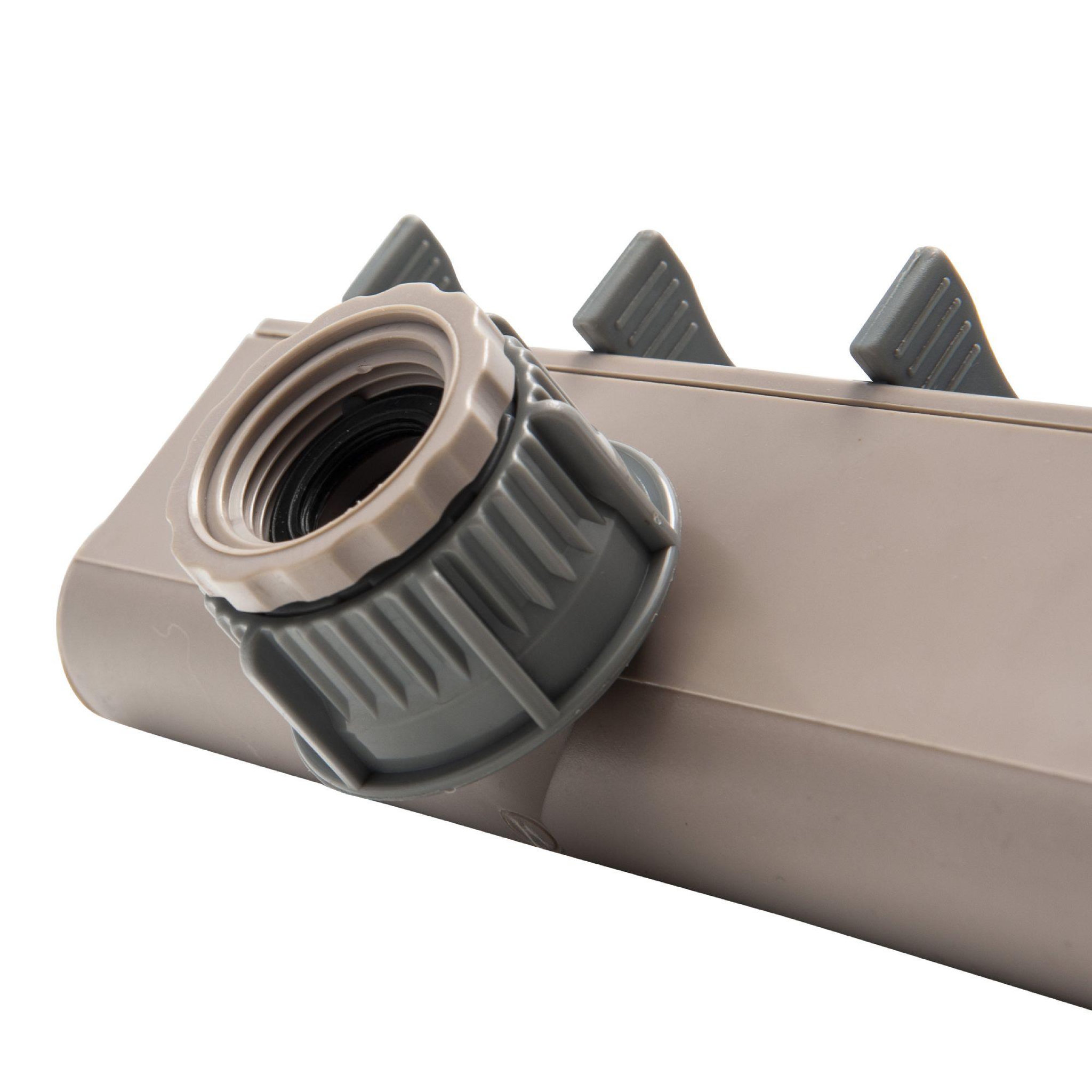 Voir la diapositive 5 : Jardibric Té pour robinet 4 sorties 3-4 m