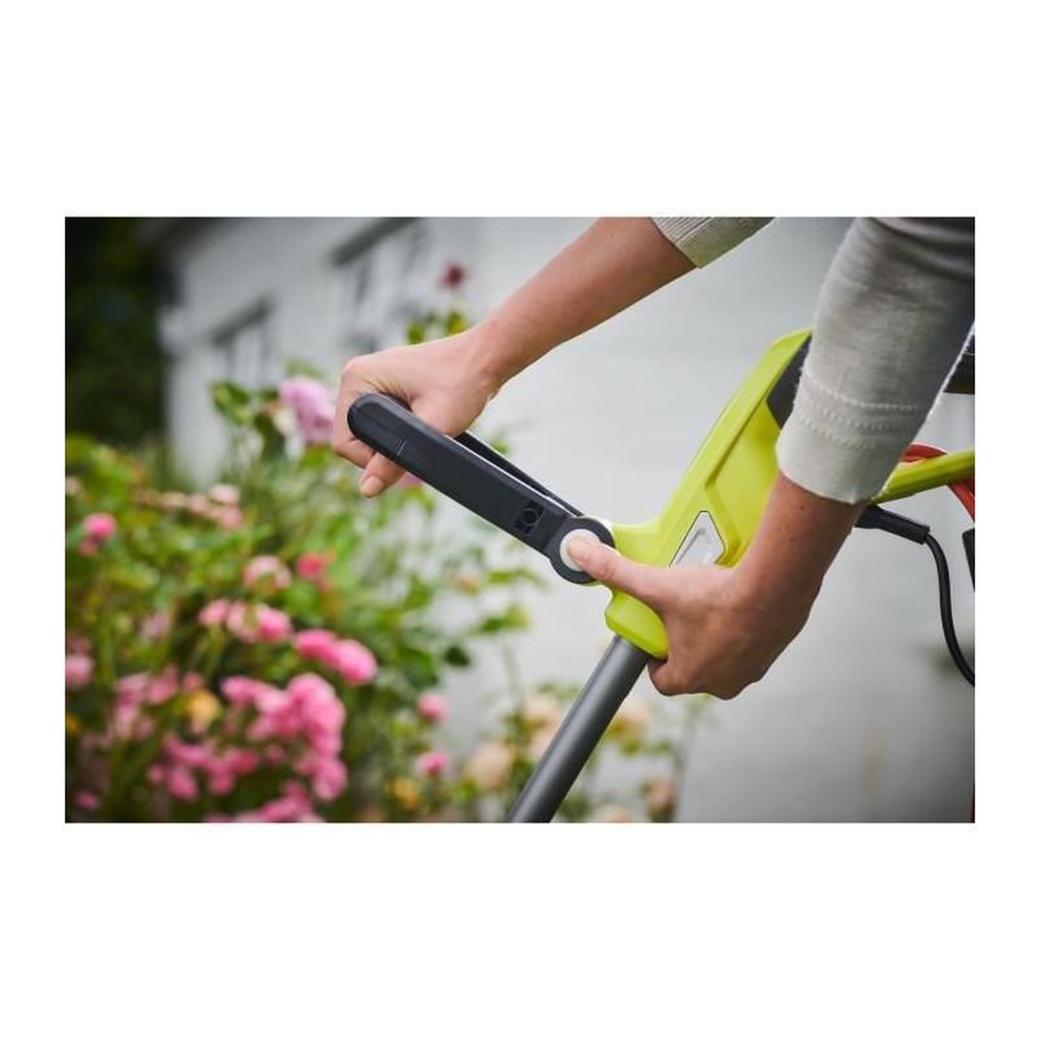Voir la diapositive 3 : Ryobi Coupe bordures - dresse bordures RYOBI - RLT5127 - 500W - coupe 27 cm