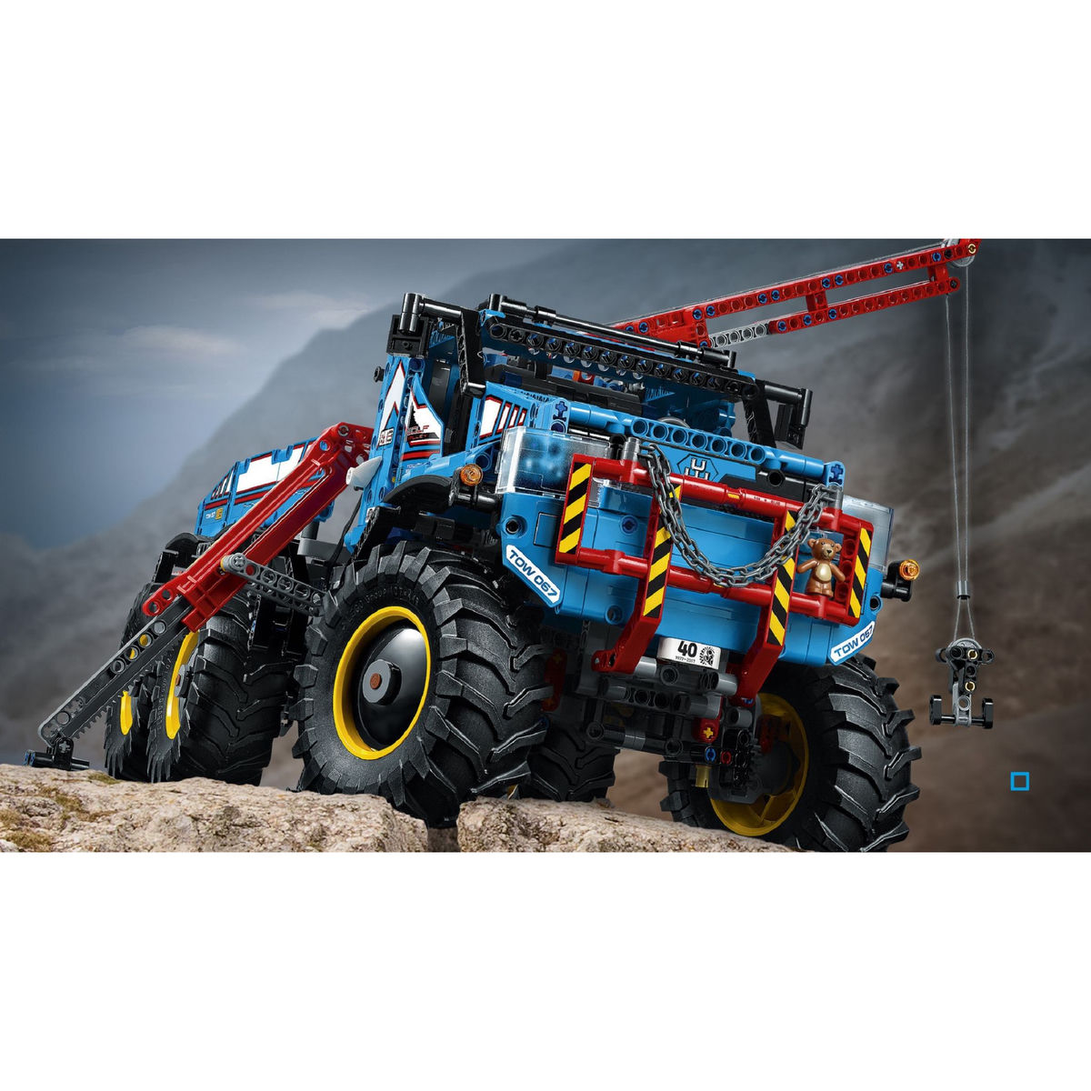 LEGO Technic 42070 - La dépanneuse tout-terrain 6x6
