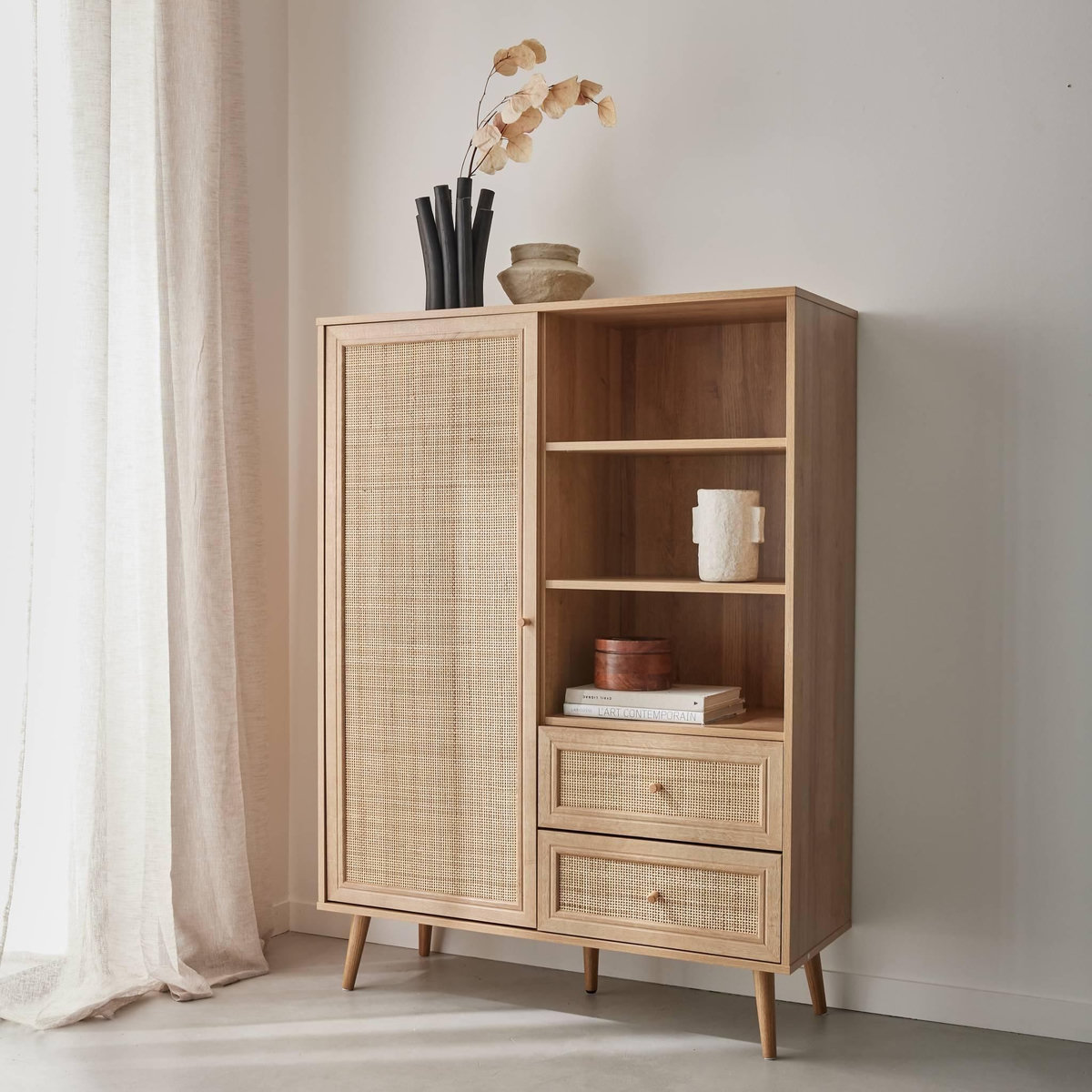 SWEEEK Buffet de rangement cannage et décor bois. buffet haut. vaisselier. 1 porte. 2 tiroirs. 6 étagères