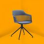 Voir la diapositive 2 : CONCEPT USINE Chaise design avec accoudoirs bleu foncé ANAÏS