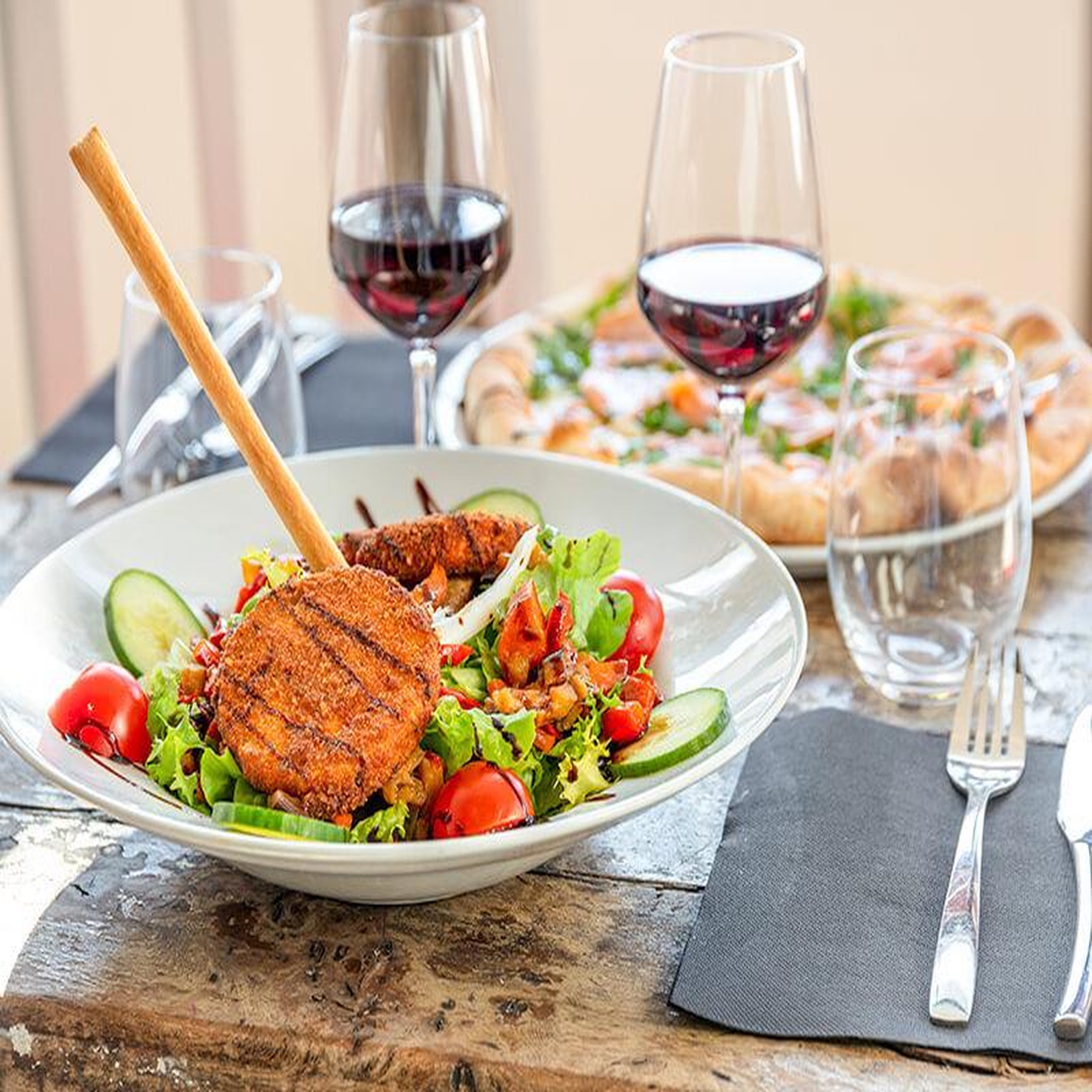 Voir la diapositive 3 : Smartbox Bonnes tables en rhône-alpes - coffret cadeau gastronomie
