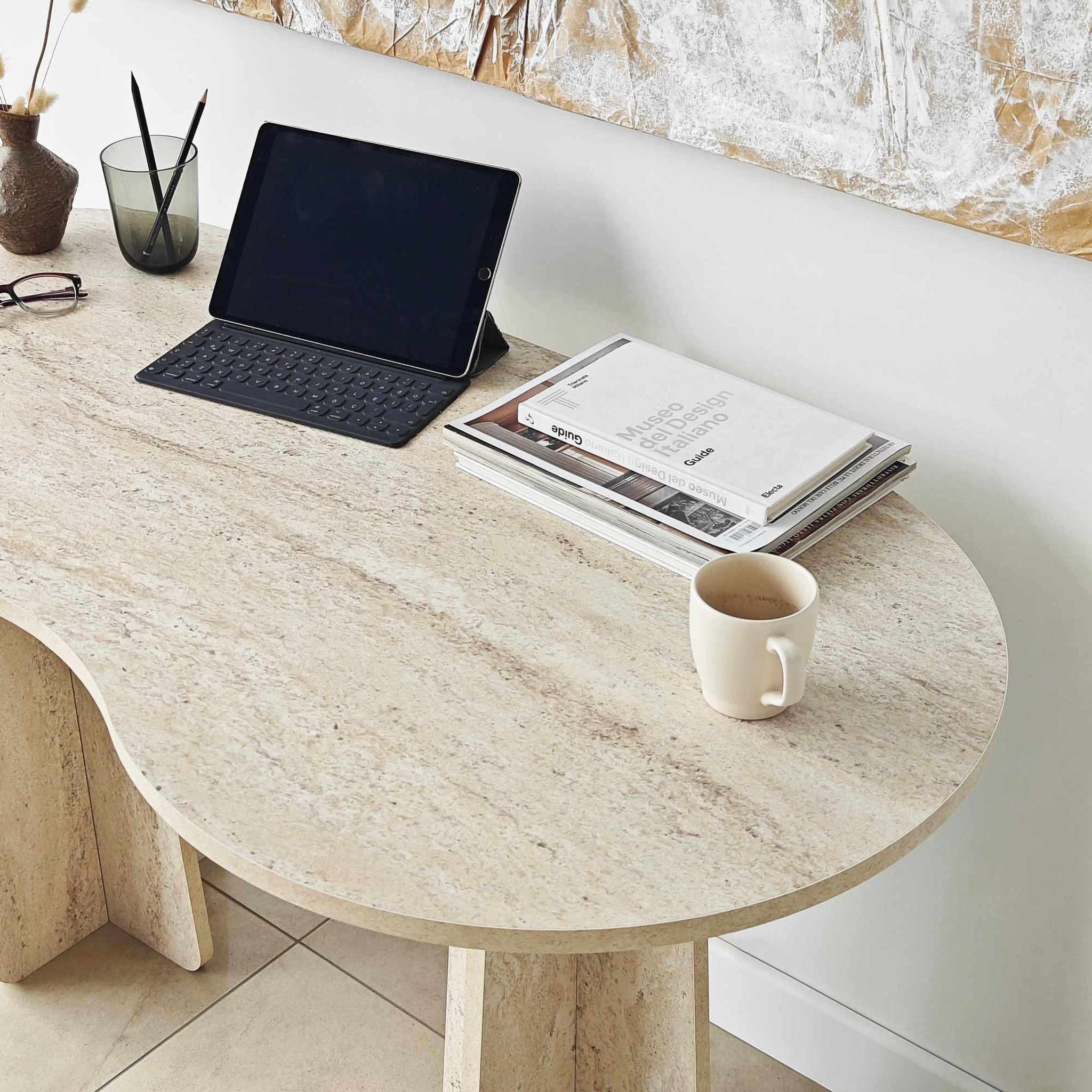 Voir la diapositive 4 : Habitat et Jardin Bureau en bois  infini  120 x 60 x 75 cm - travertin