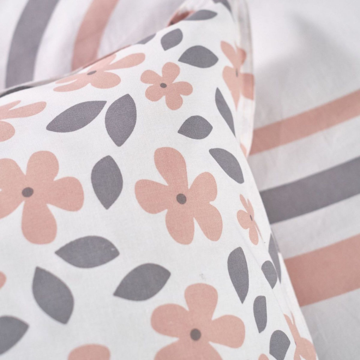 TODAY Parure housse de couette enfant en Coton 57 Fils motif floral CAPUCINE